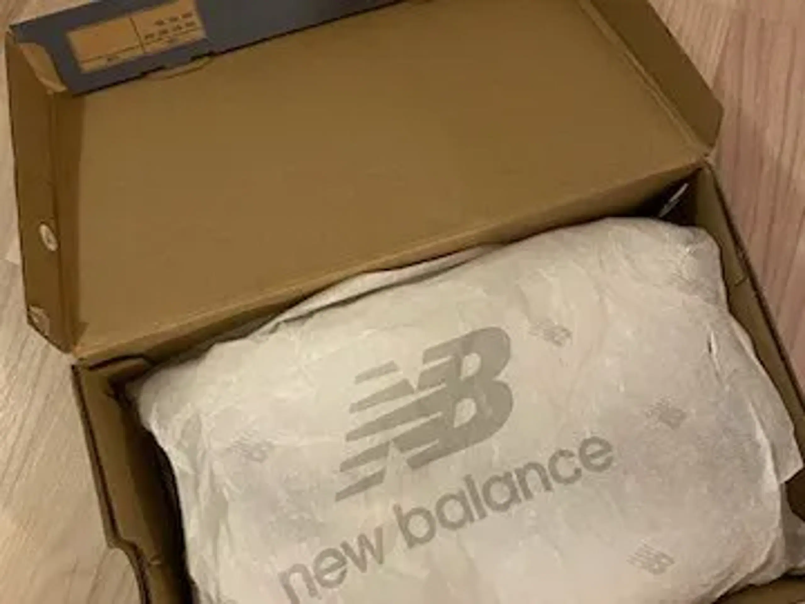 New balance 550 white grey