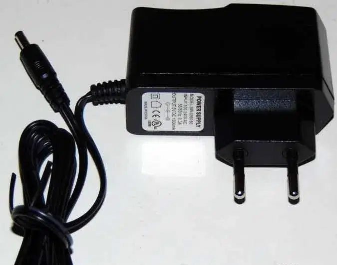 Strømforsyning AC/DC Adapter 5VDC 1500mA