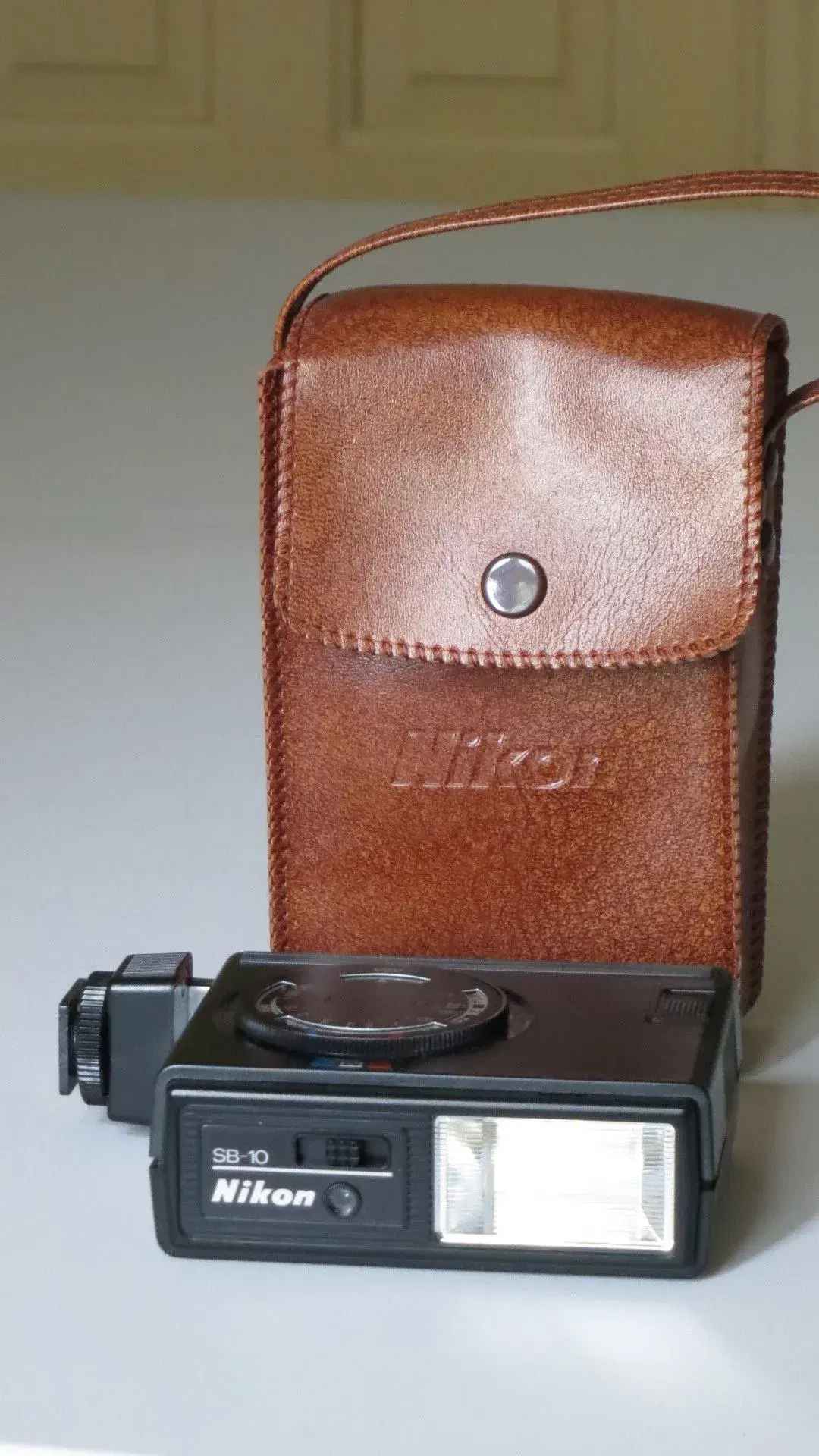 Nikon FE2