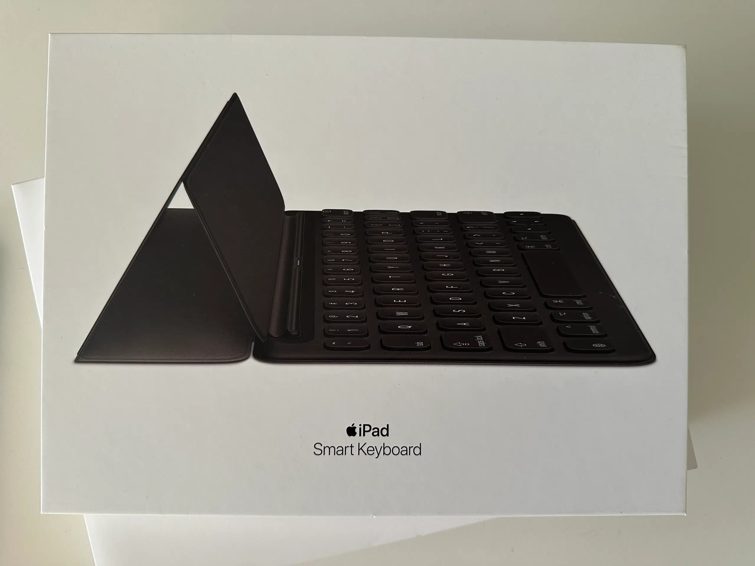 Ipad 10.2” incl. Apple tastatur