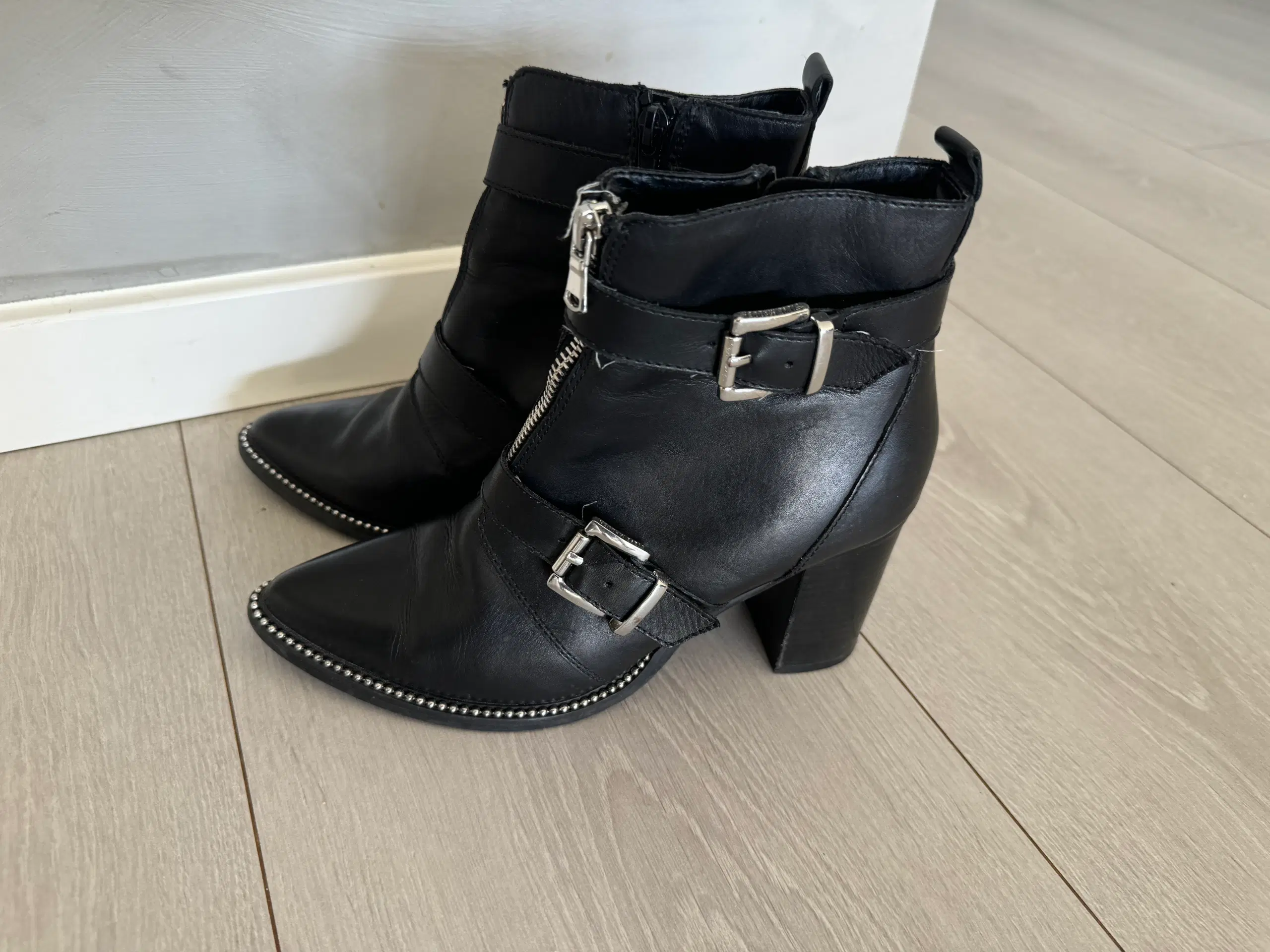 Steve Madden støvletter str 37