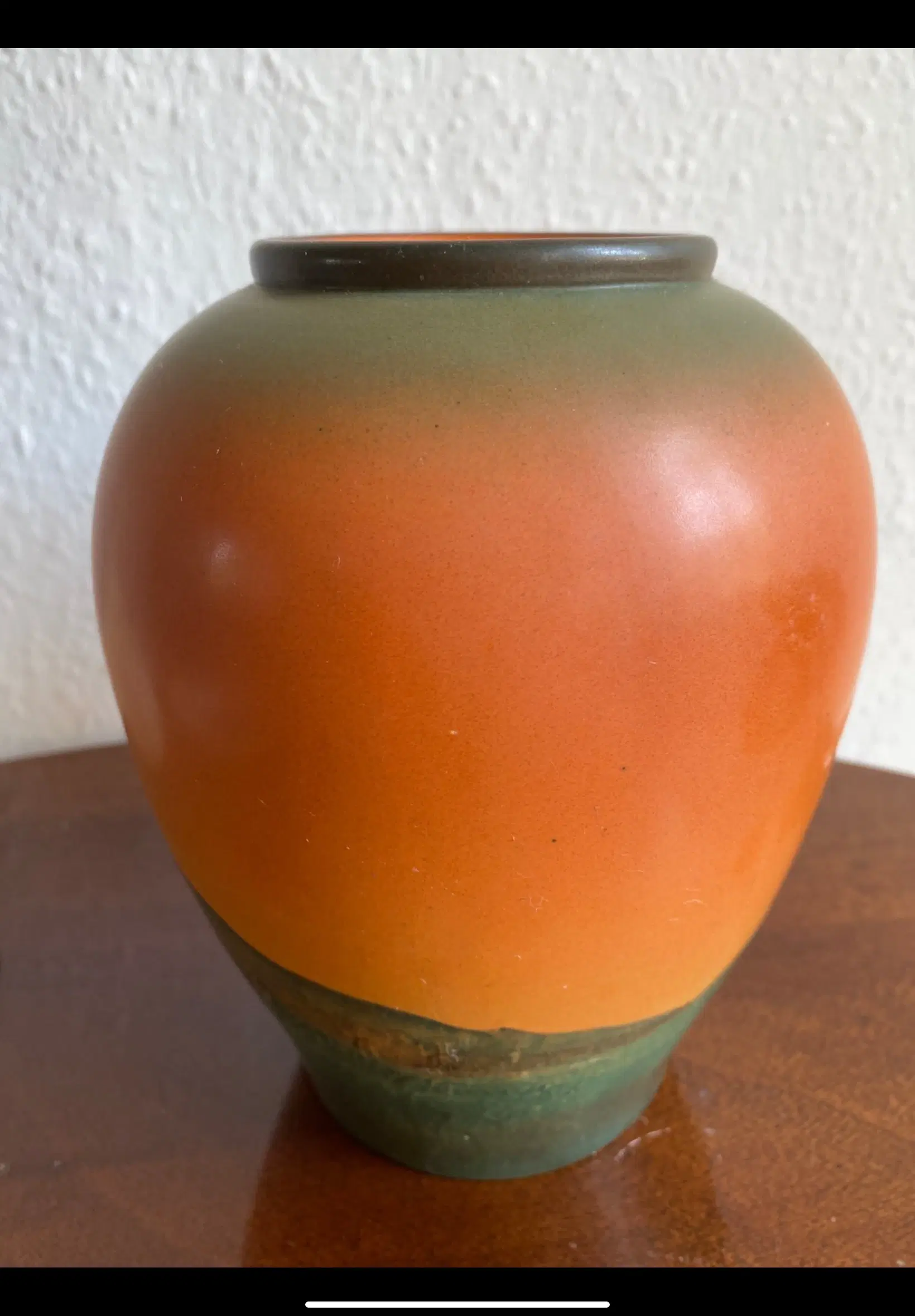 Ipsens enke vase