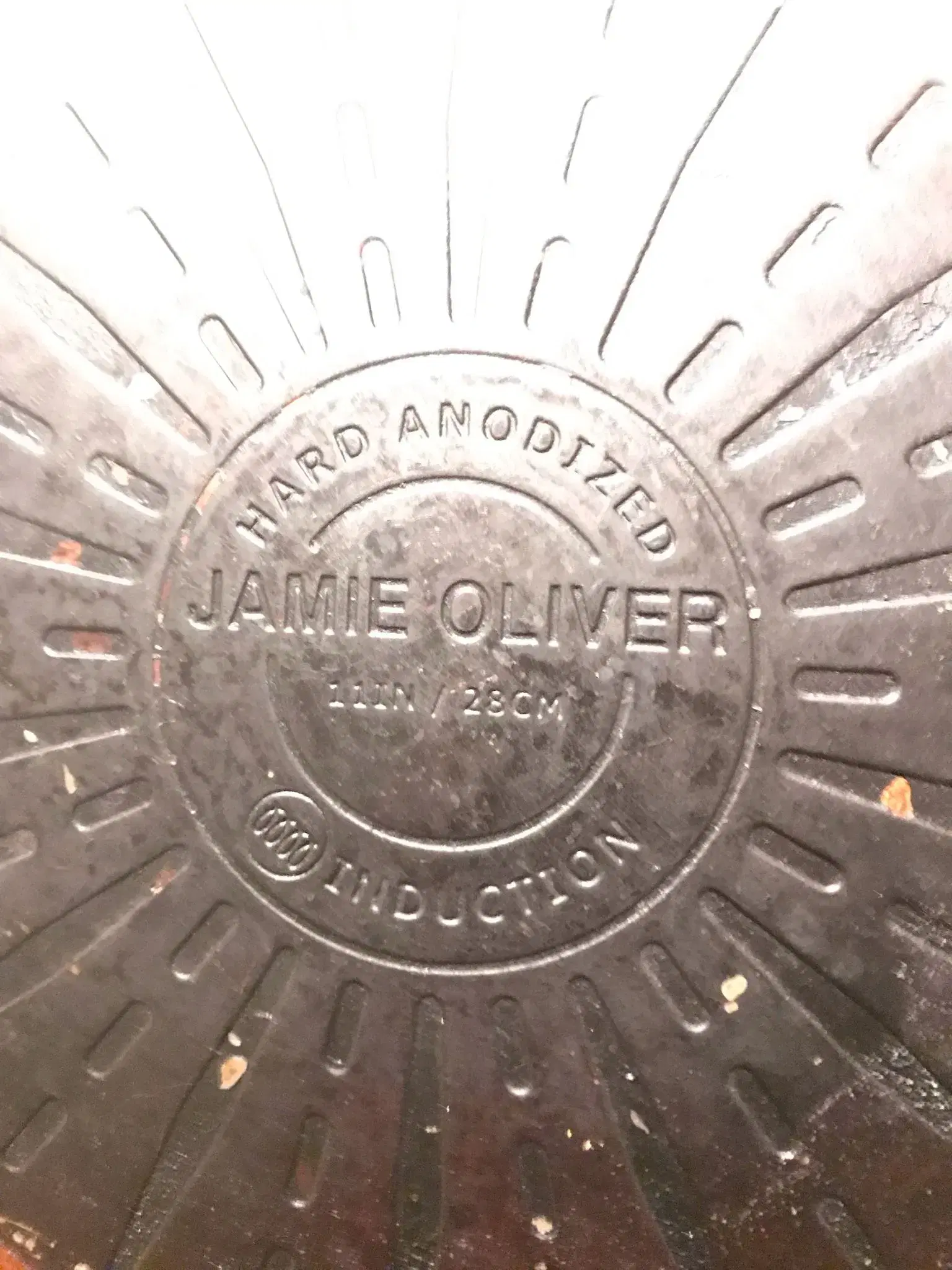 Jamie Oliver panden sælges