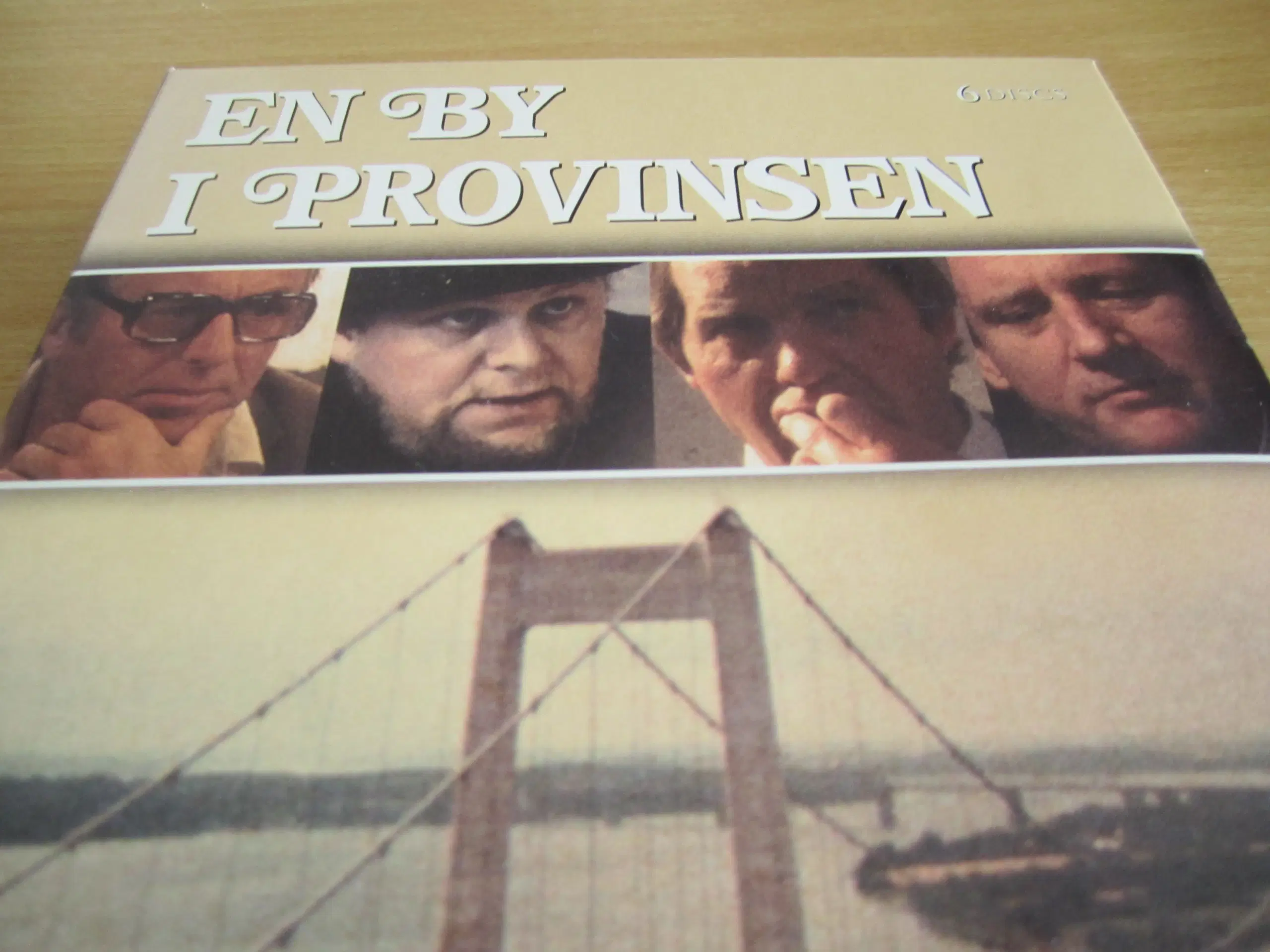 EN BY I PROVINSEN Hele Serien