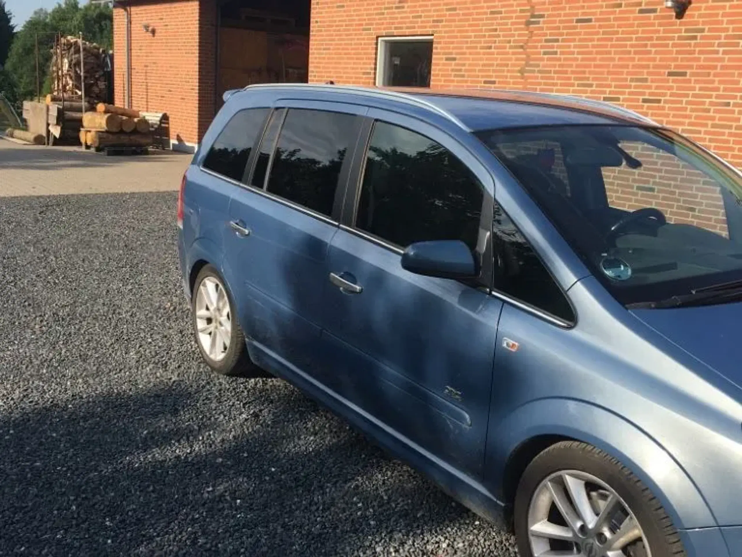 7 person zafira