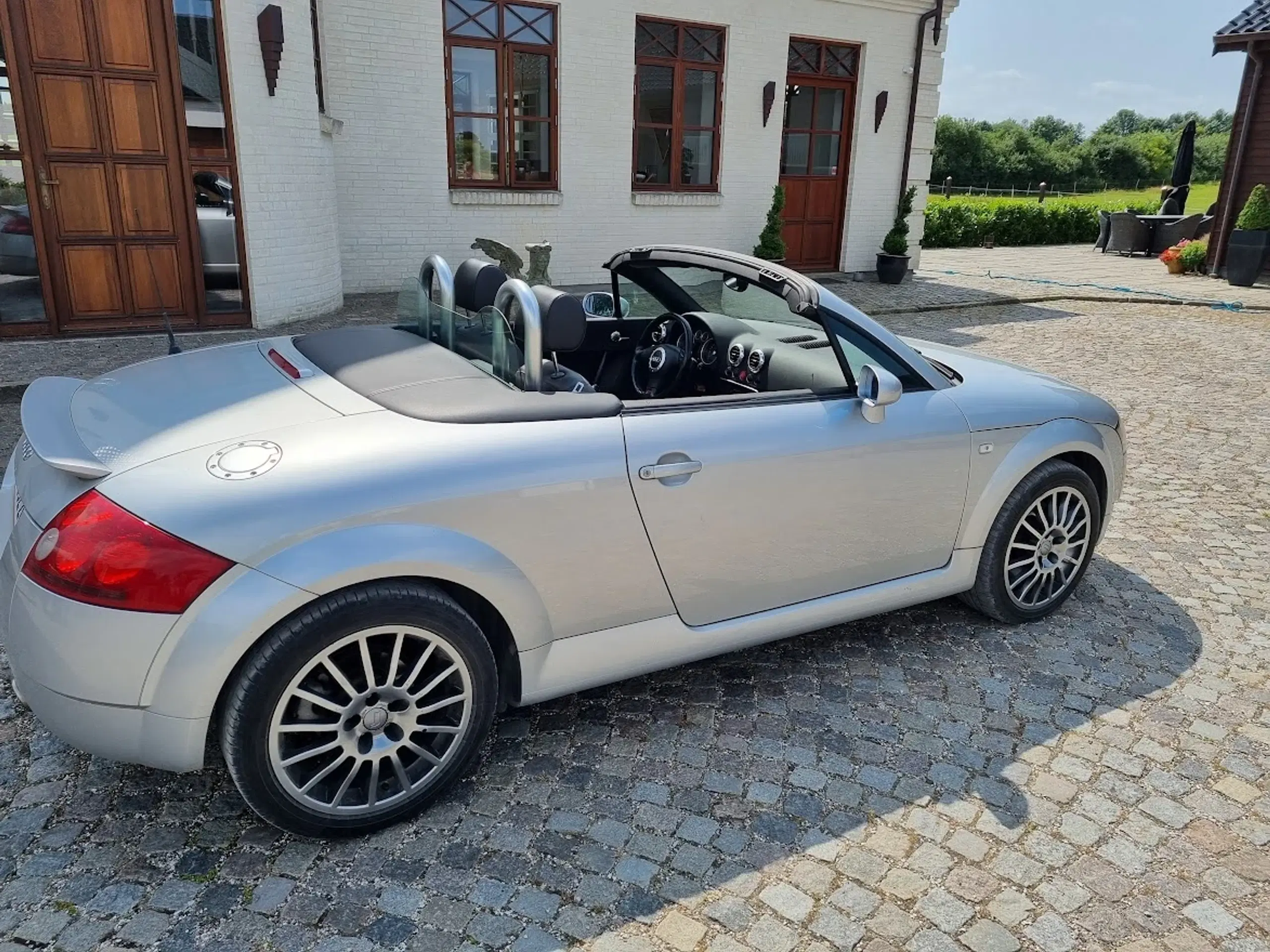 AUDI QUATTRO CABRIOLET