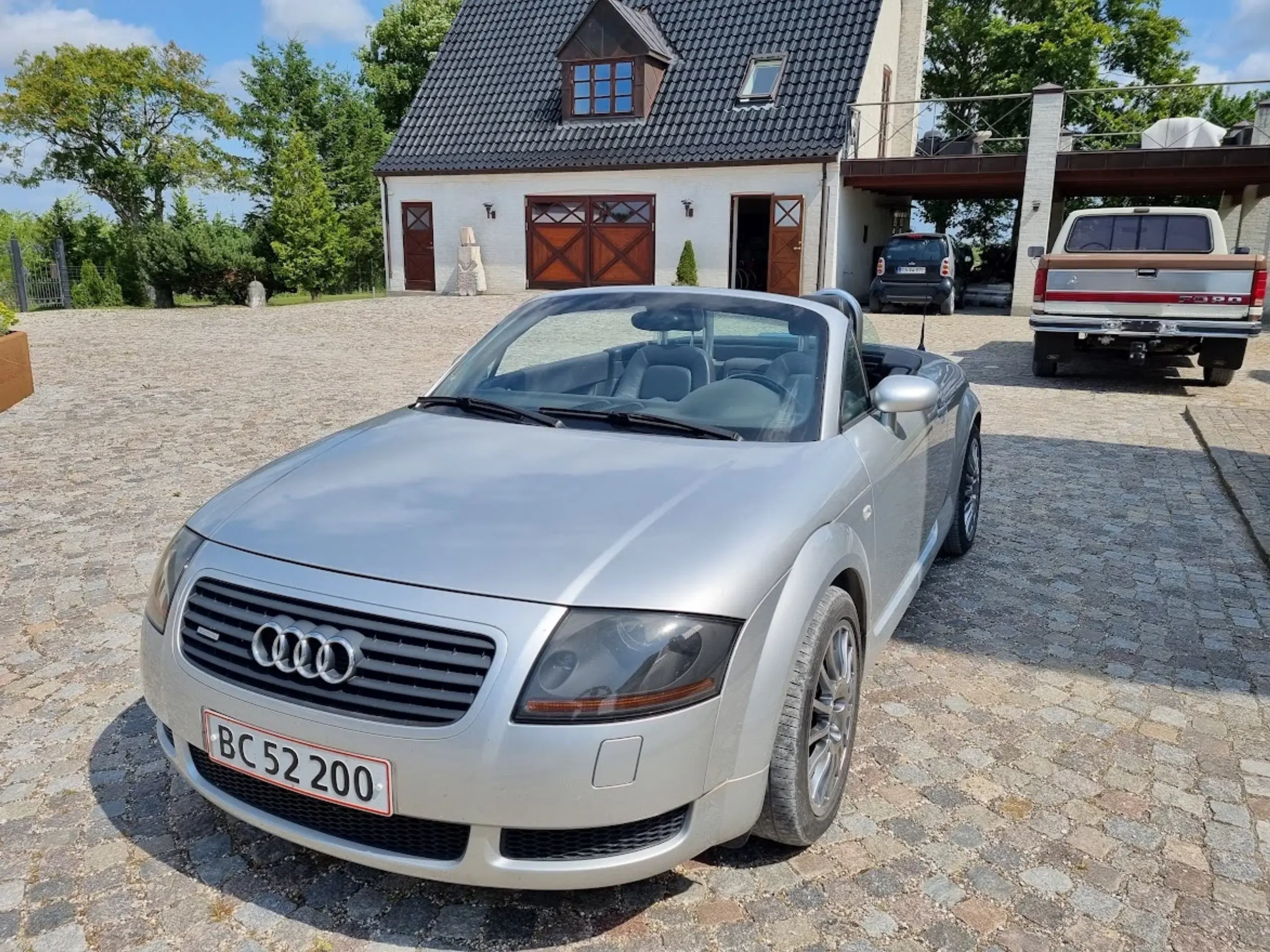 AUDI QUATTRO CABRIOLET