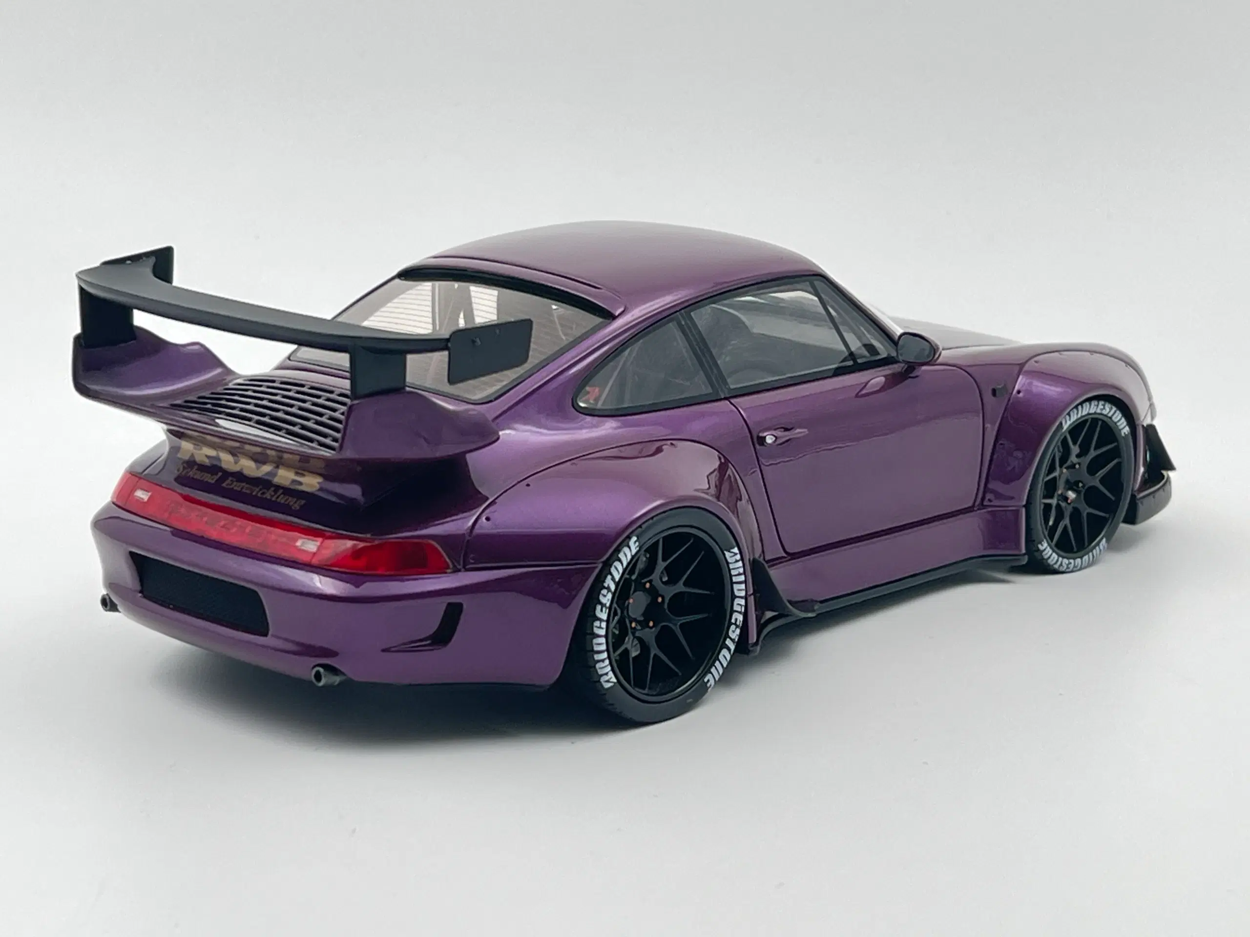 1994 Porsche 911 RWB Rauh Welt Edition 1:18