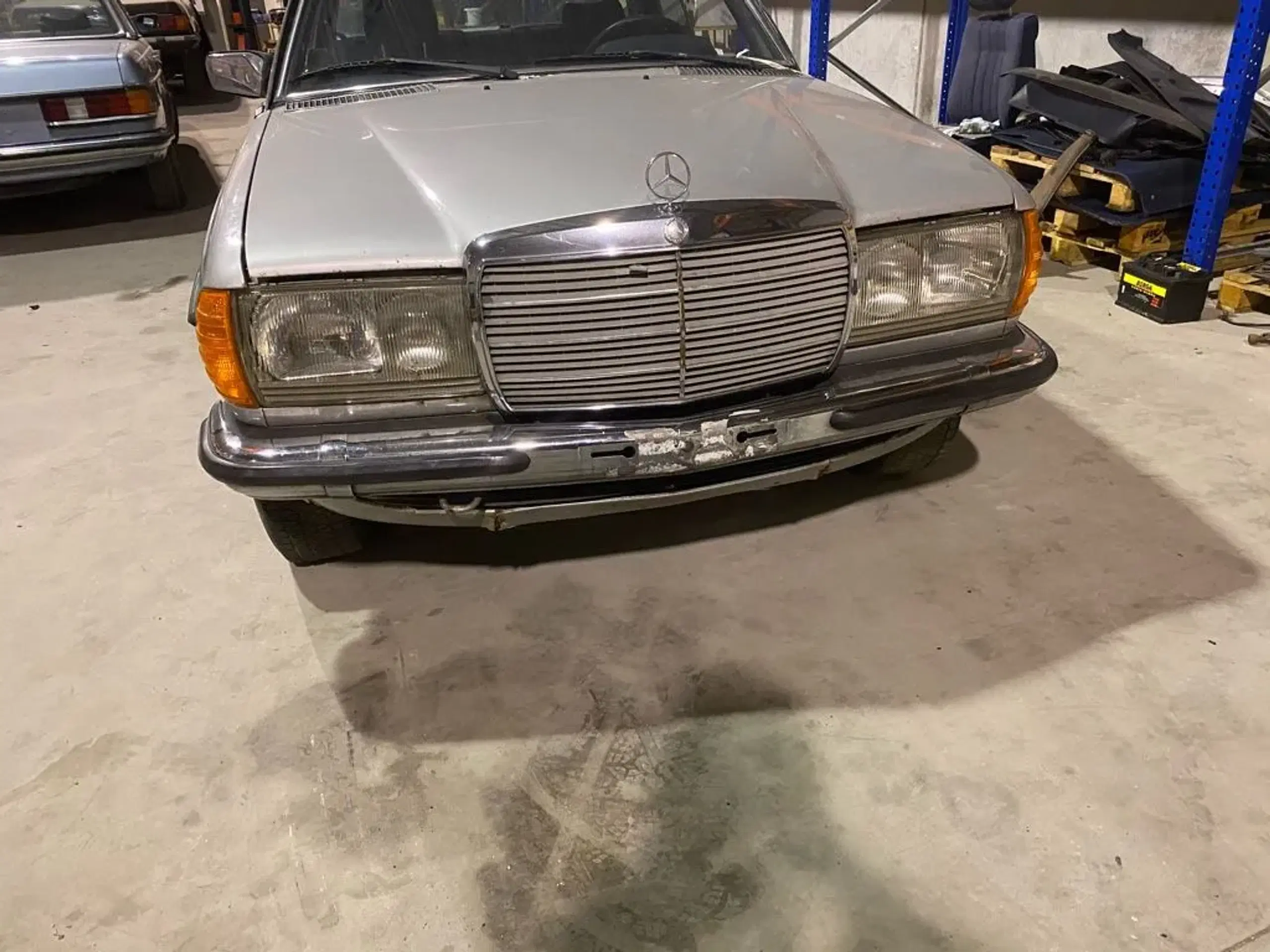 Mercedes 123 28 coupe