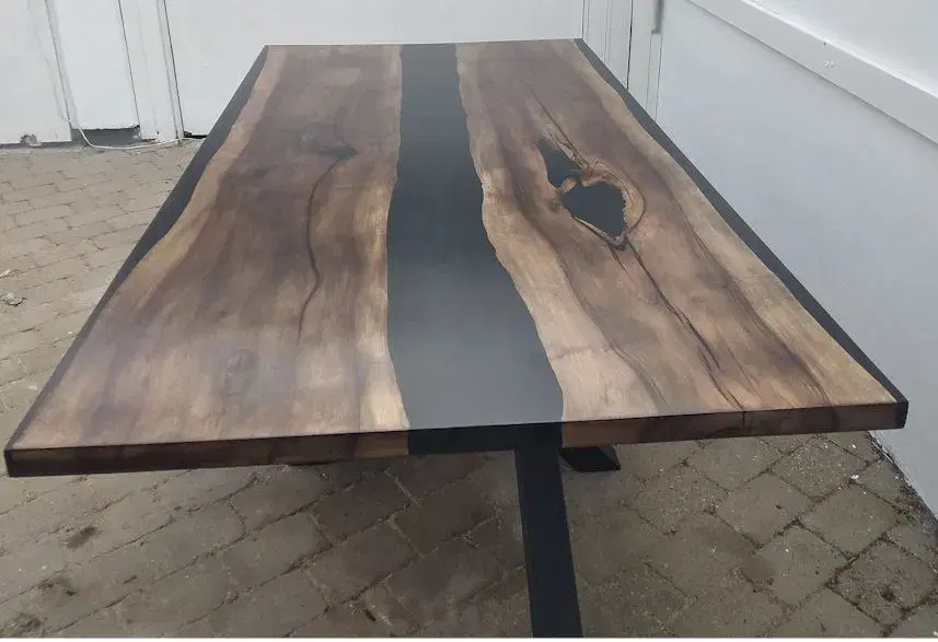 Epoxy valnød spisebord