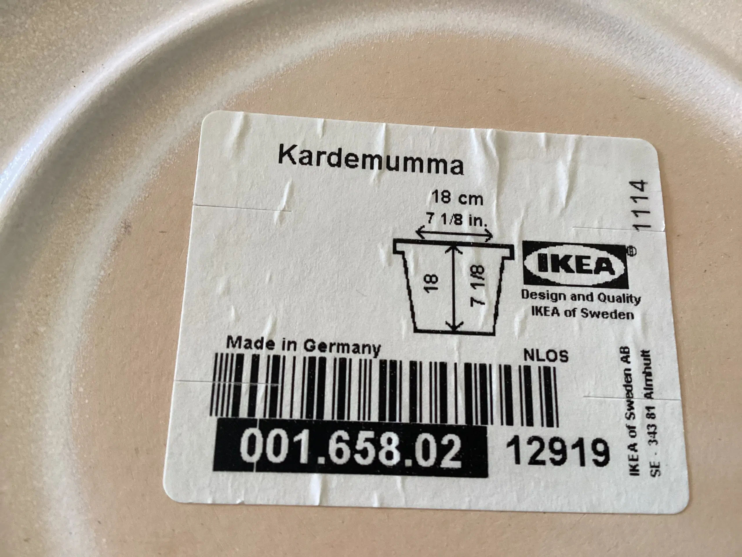Urtepotte skjuler fra Ikea
