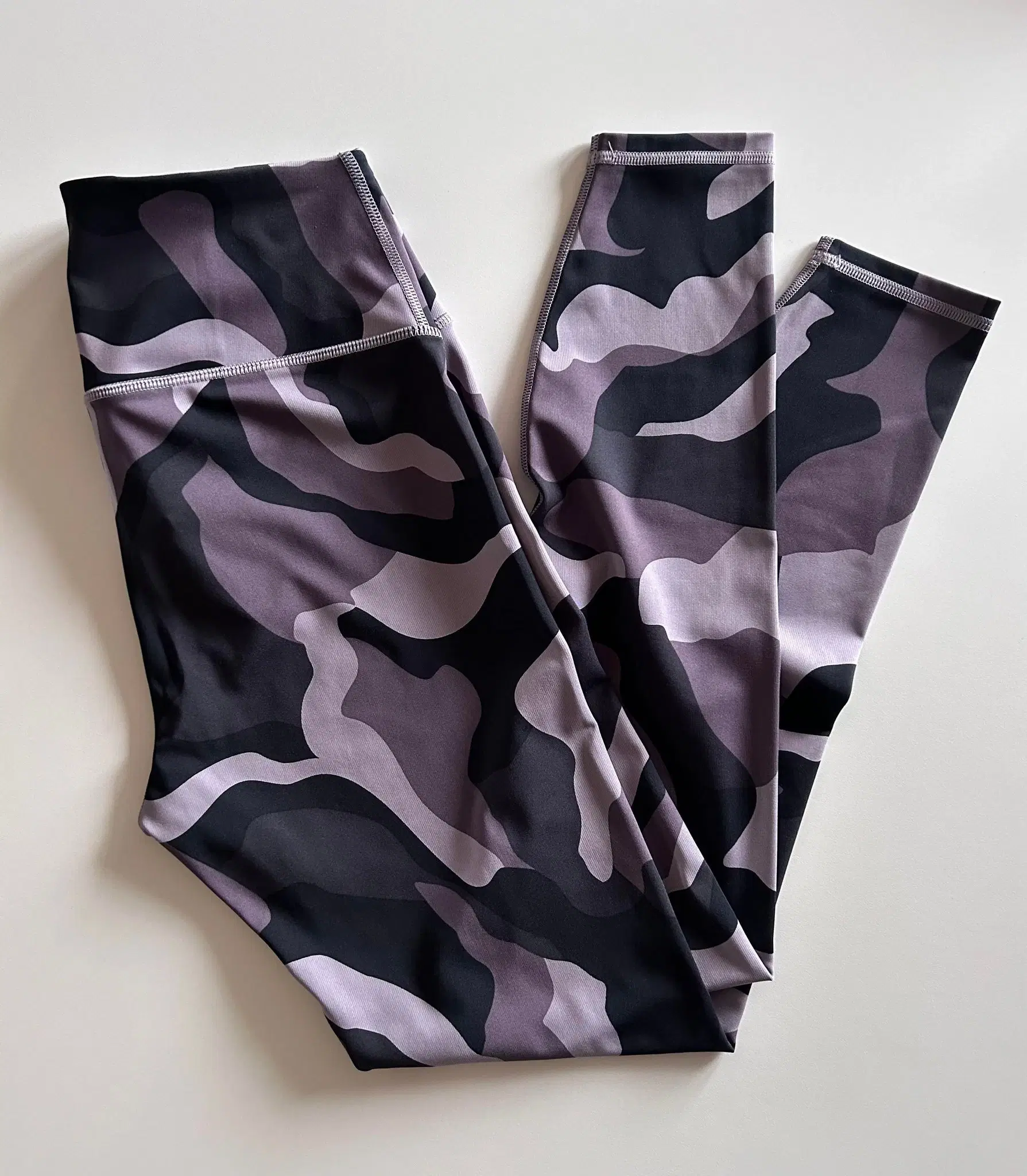 Under Armour Rush HeatGear camo tights str M