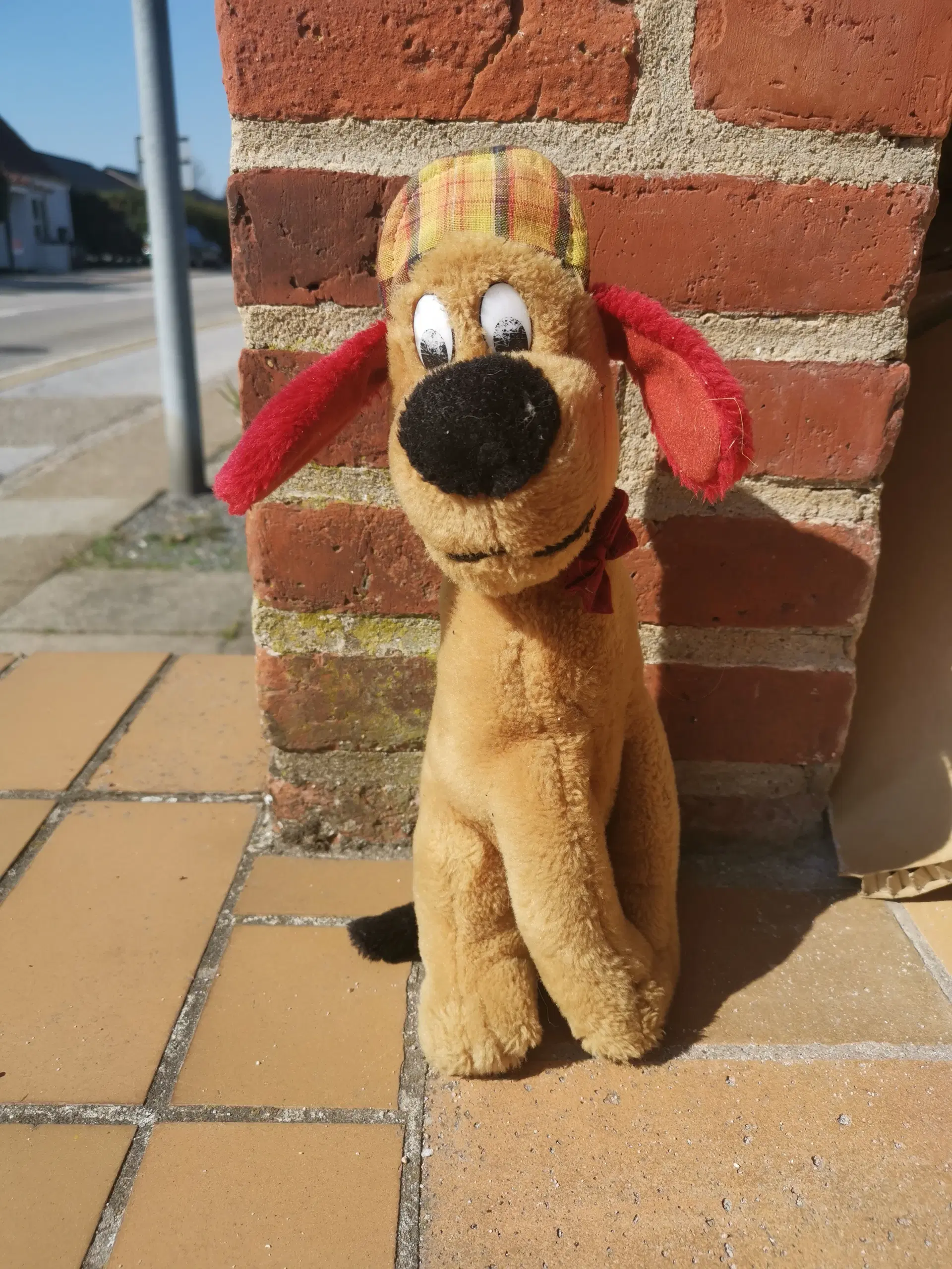 Gammel Hund Bamse - Ligner lidt Scooby Doo