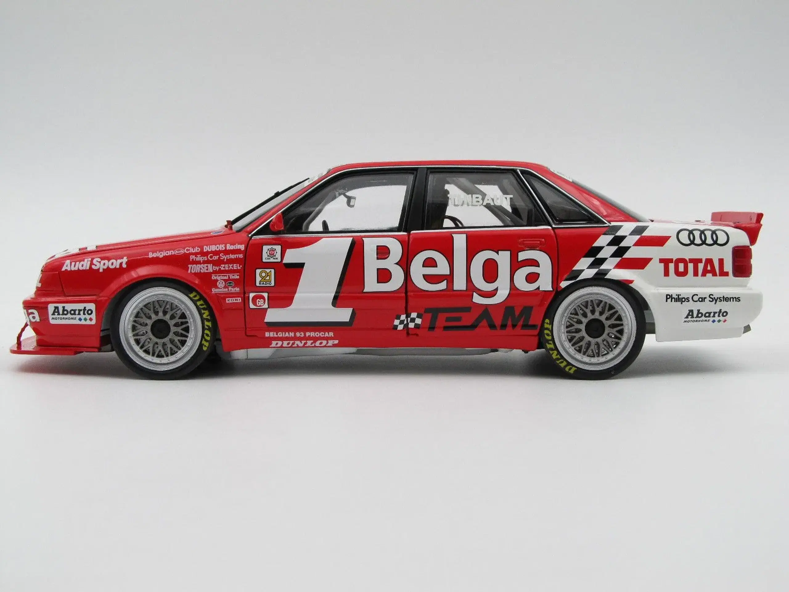 1993 Audi V8 Evolution Quattro 1:18 MINICHAMPS