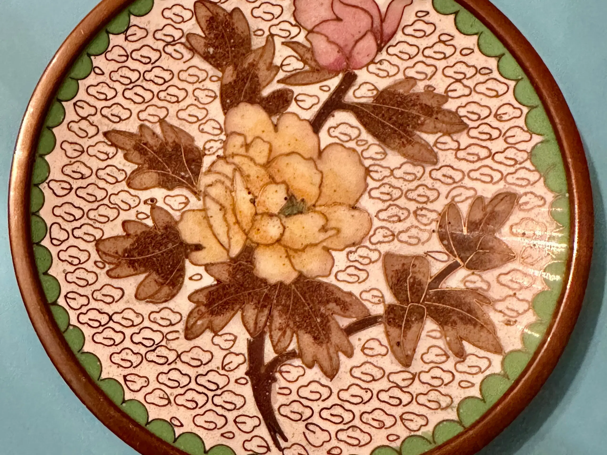 Vintage CLOISONNE genstande sælges. Læs beskrivels