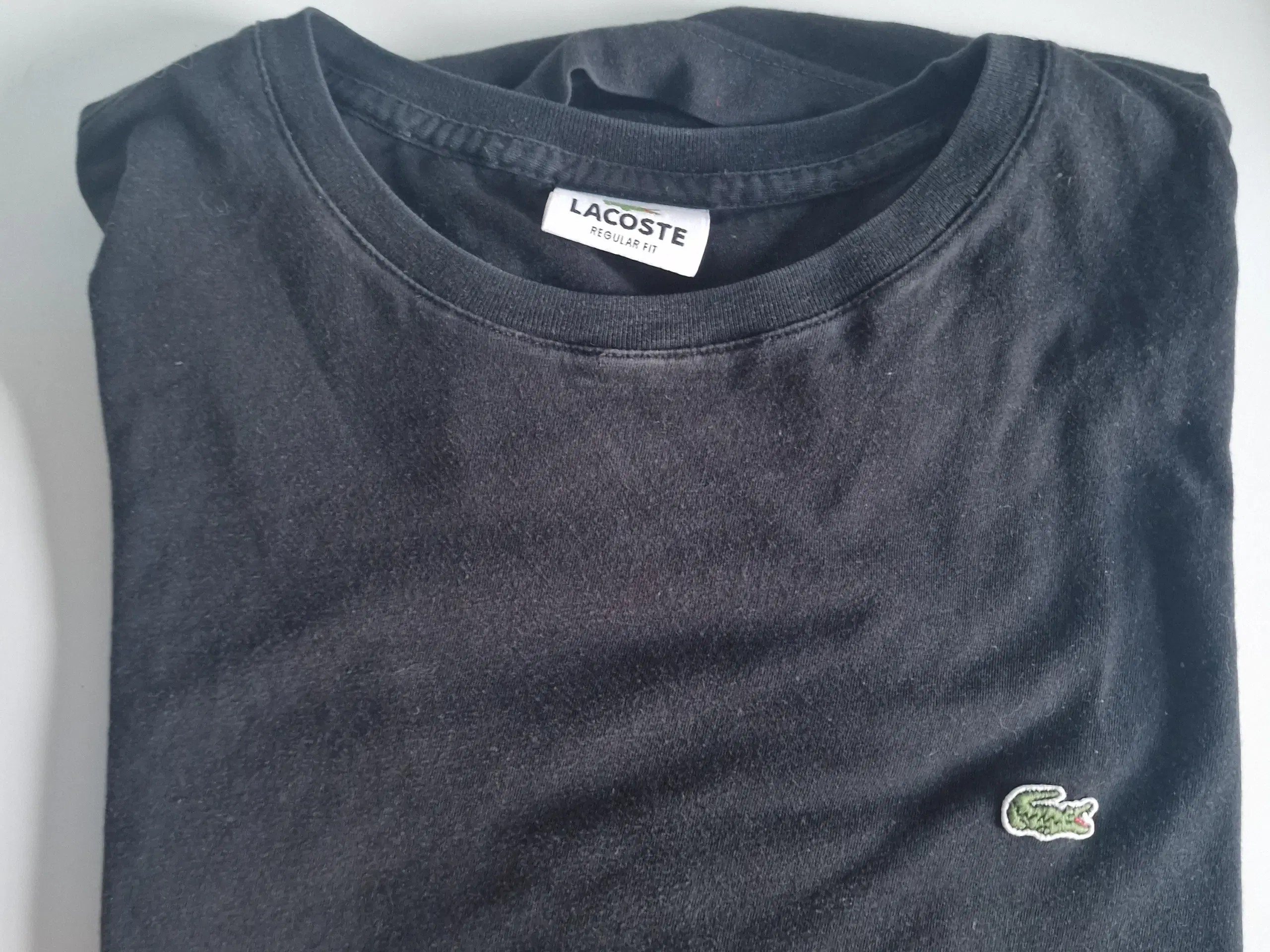 Lacoste t shirt