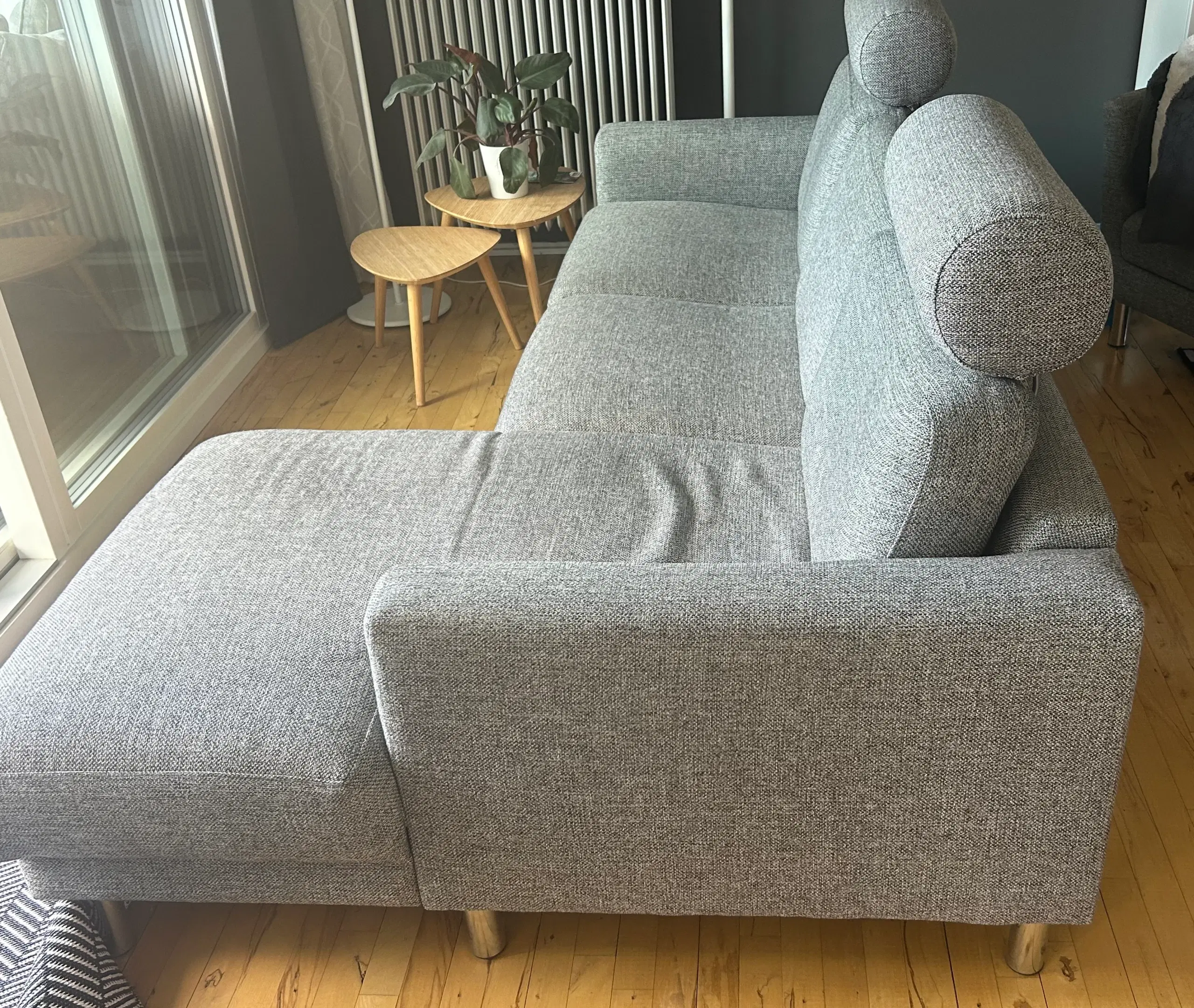 Cleveland chaiselong sofa med 2 nakkestøtte