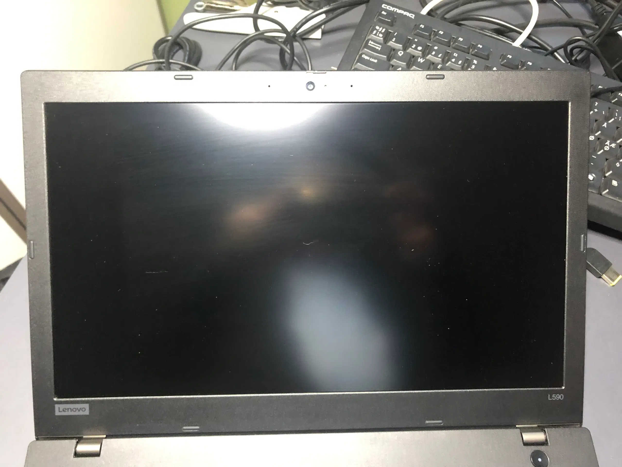 Lenovo Thinkpad L590I58GB256SSD156"Win11Doc