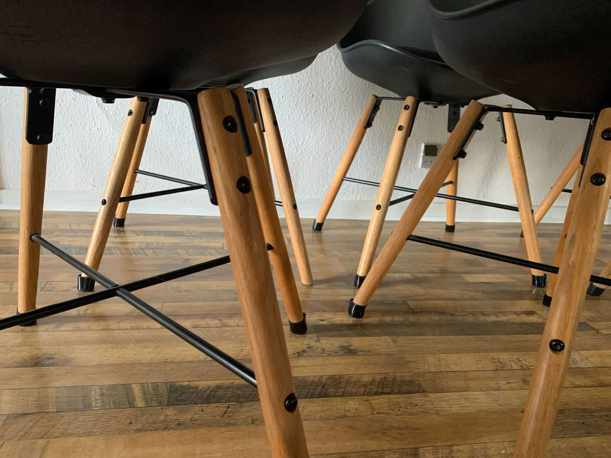 ILVA Spisebordstol og Ikea Spisebord