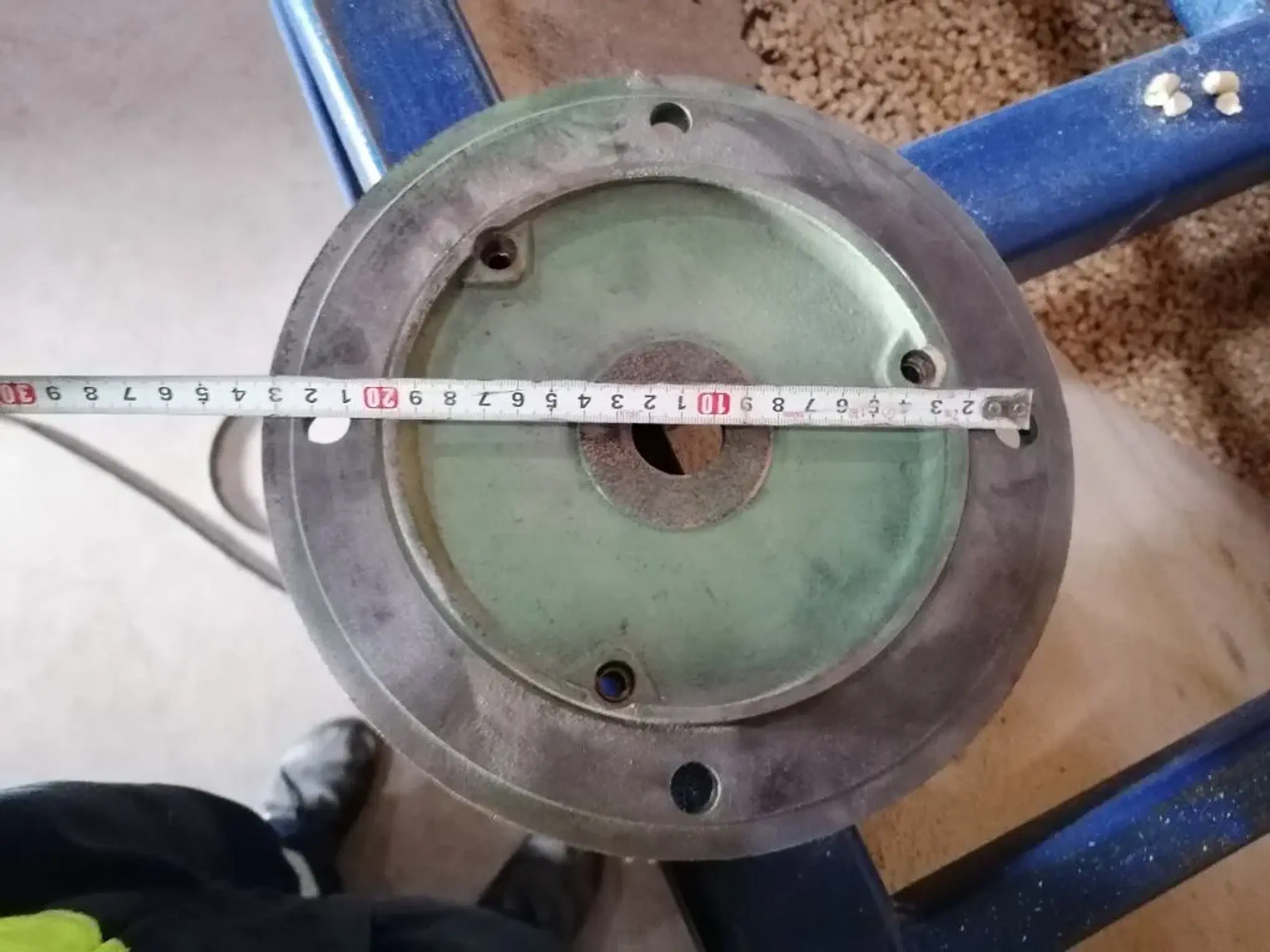 Motor flange