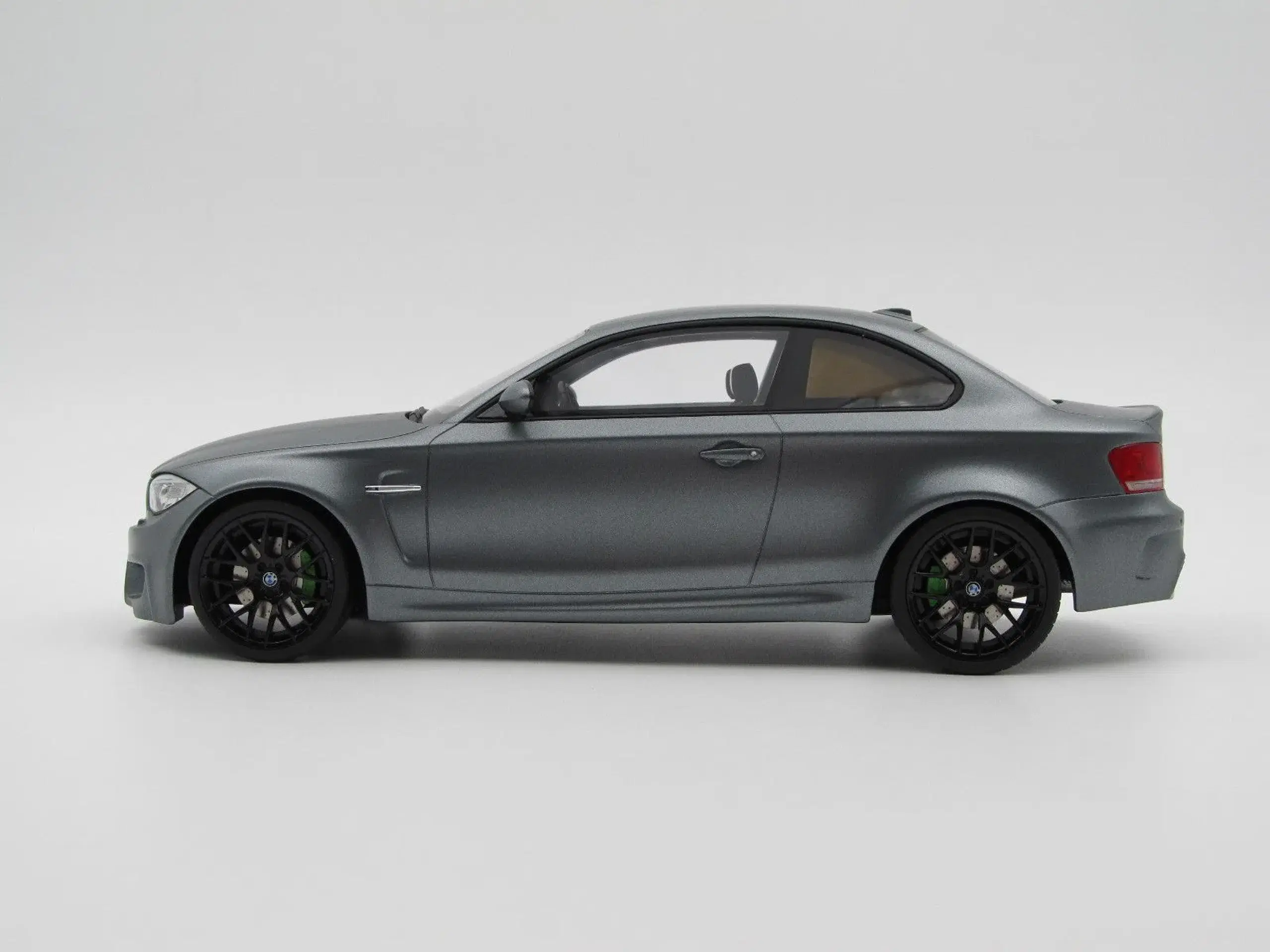 2011 BMW 1M Coupe 1:18  Type E82