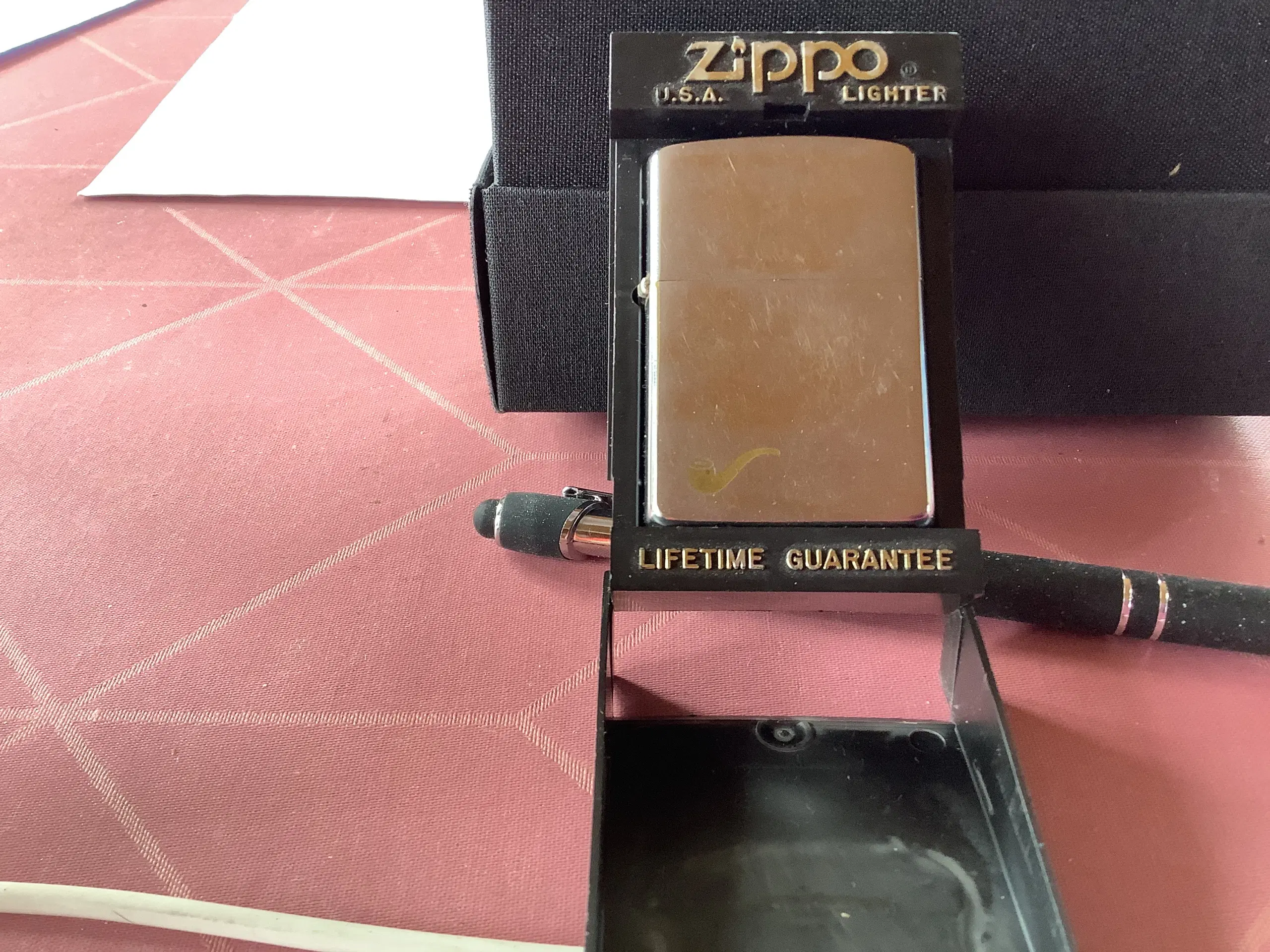 Zippo lighter