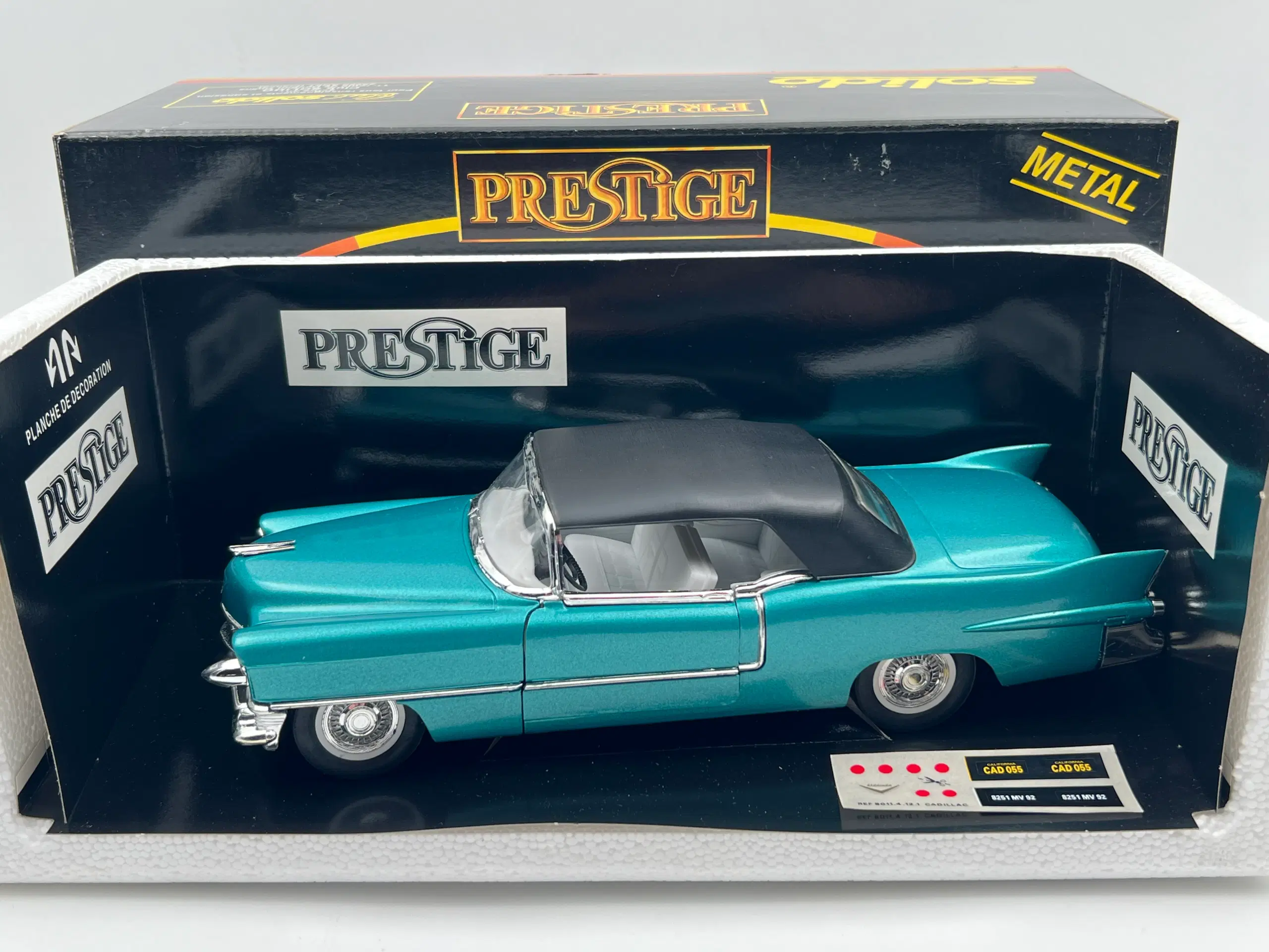 1955 Cadillac Eldorado 1:20 / 1:18