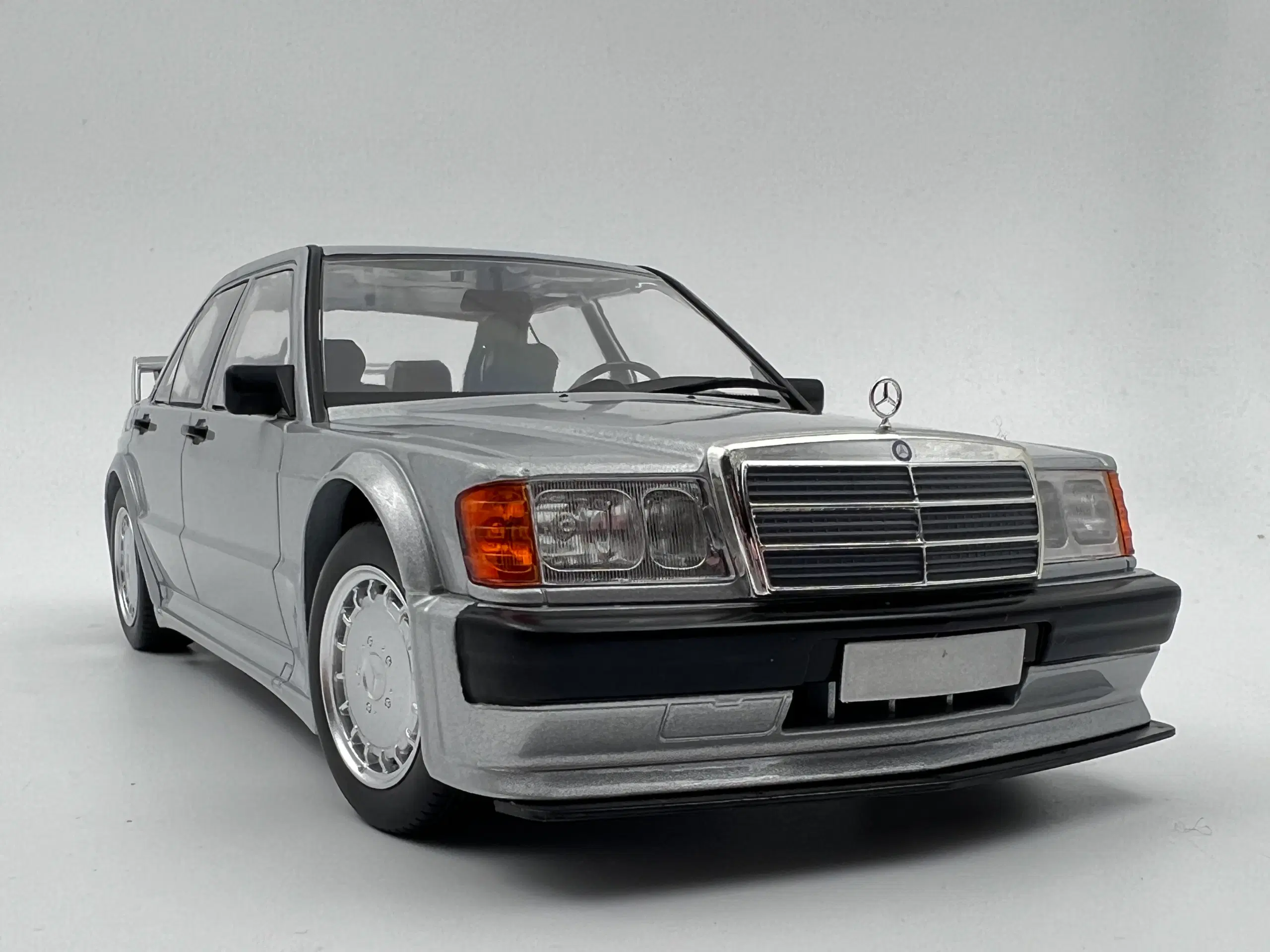 1989 Mercedes-Benz 190E 25-16 Evo 1 - 1:18