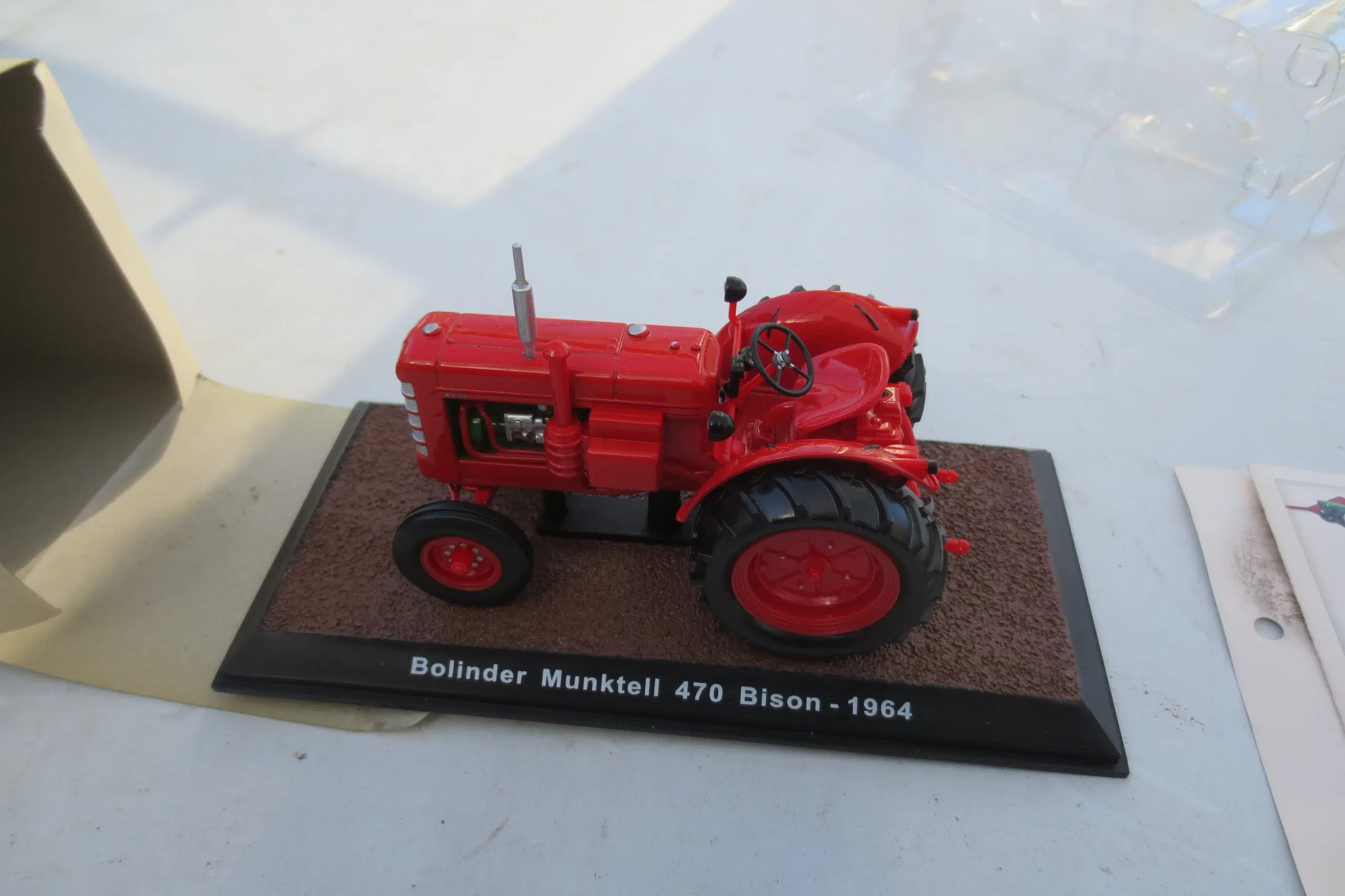 1 stk ny Bolinder-Munktell 470 Bison