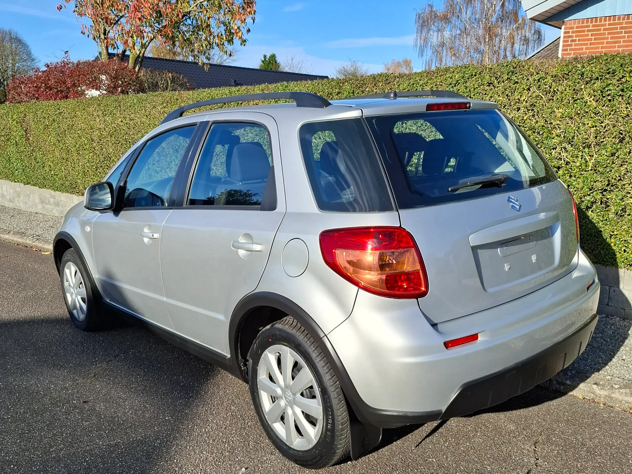 Suzuki sx4 1.6 benzin