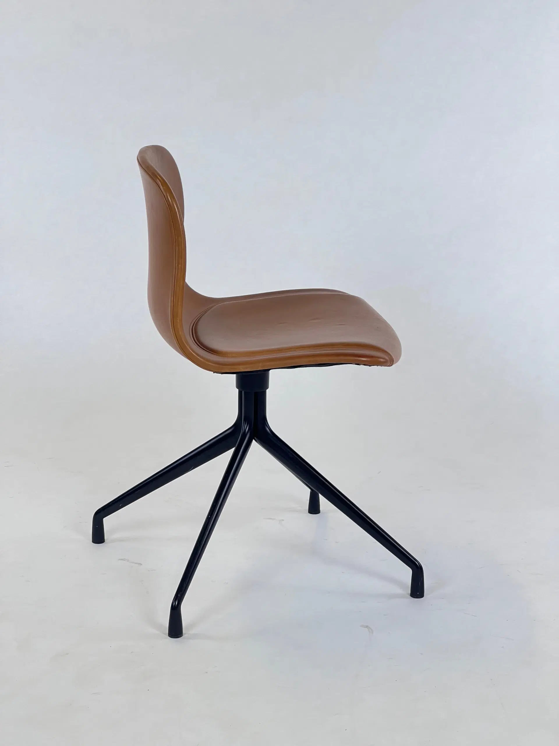 HAY About a Chair - AAC11 - Cognac Læder