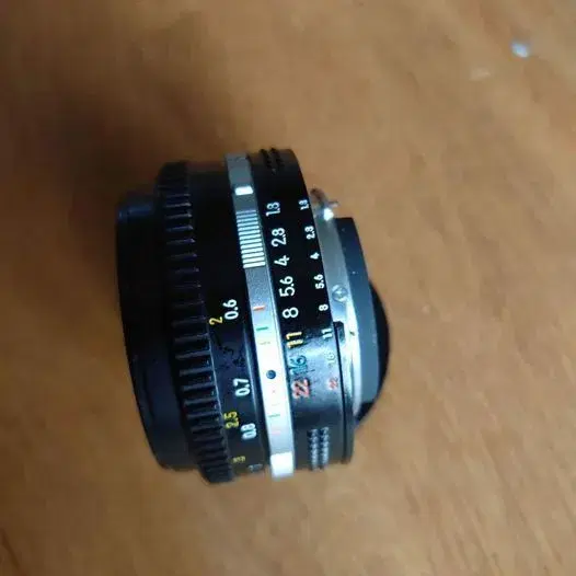 Nikon Nikkor 50mm 1:8f Series E velholdt og med O