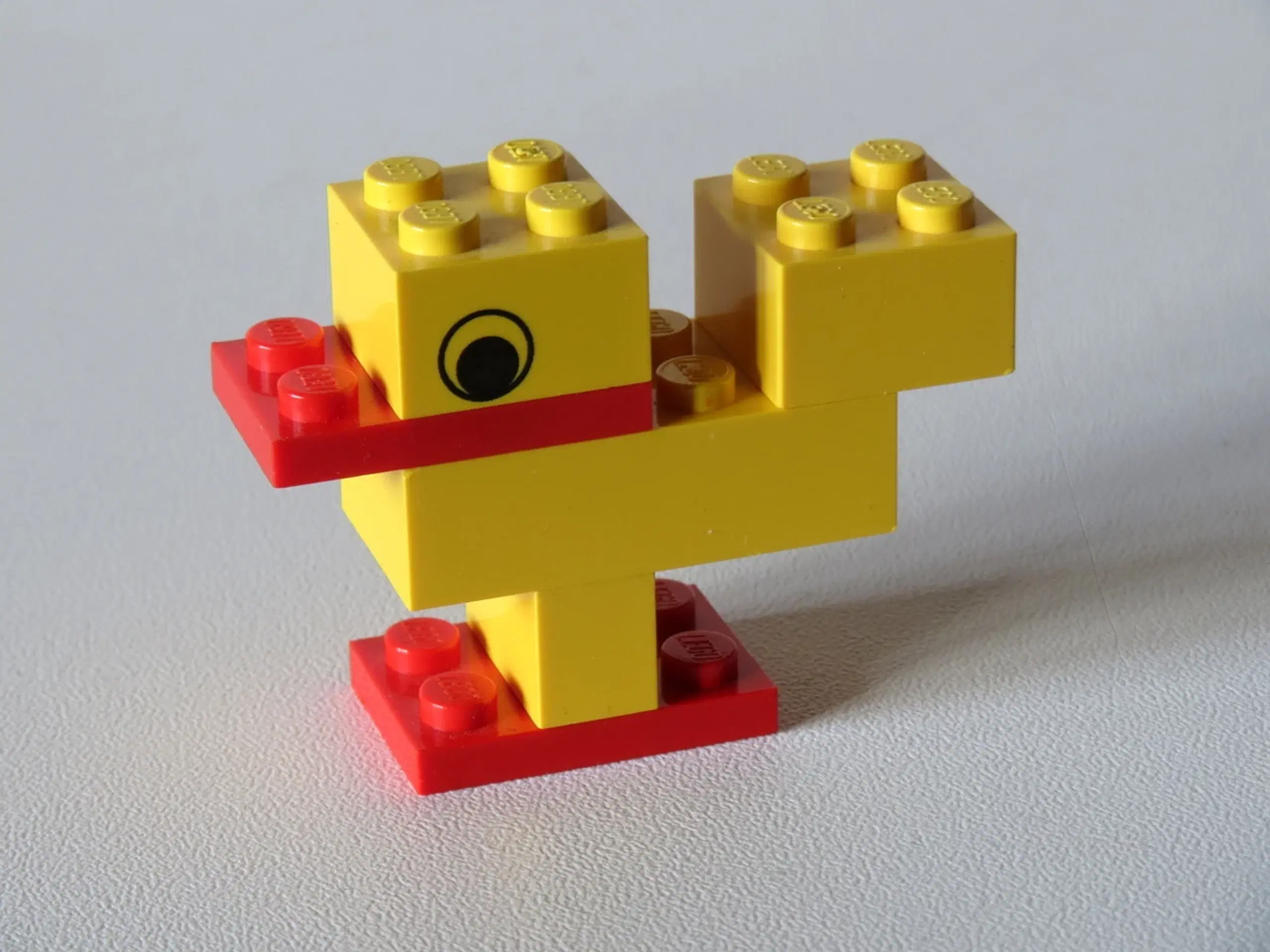 Lego påskekyllinger