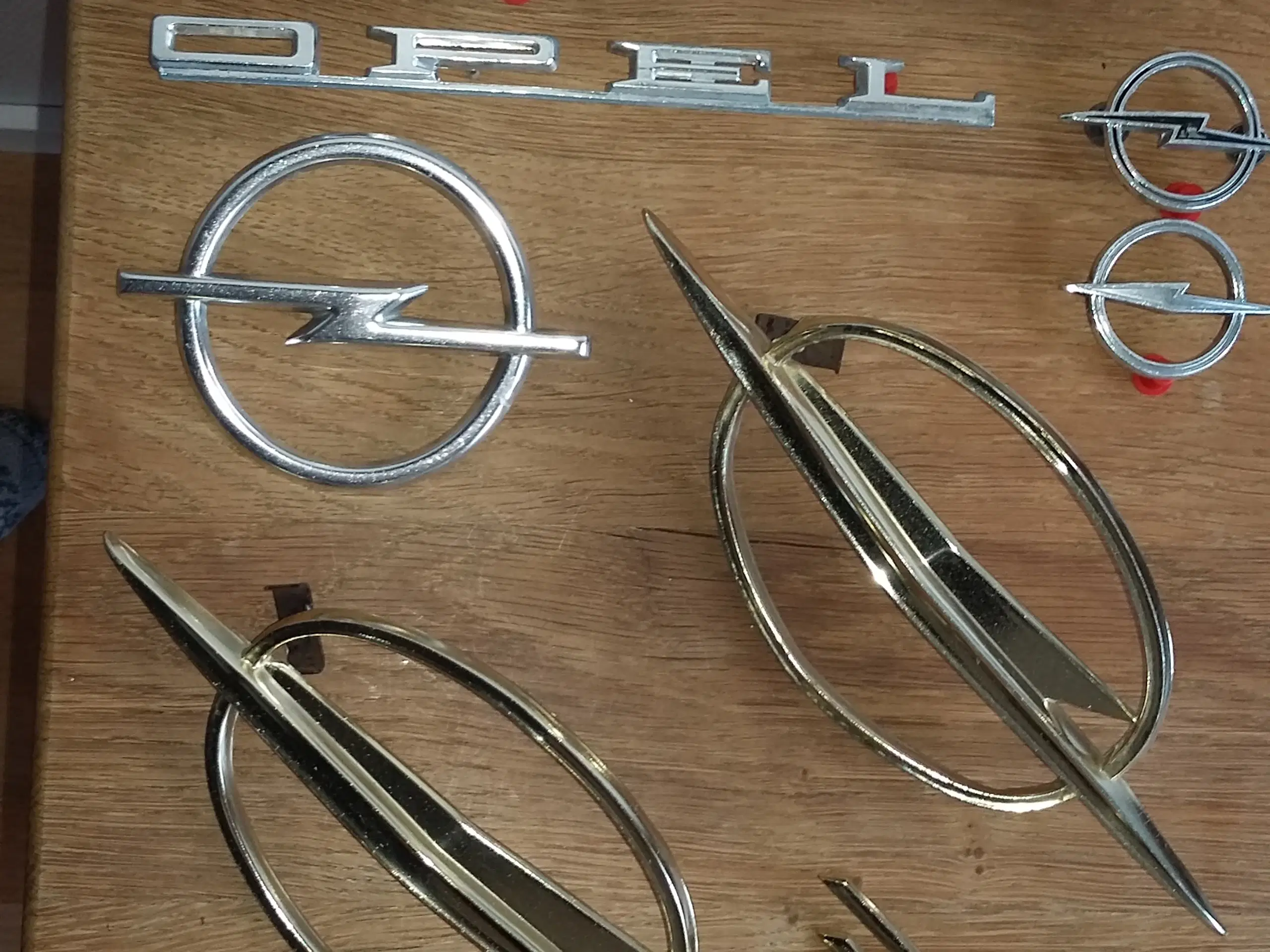 Emblemer Opel