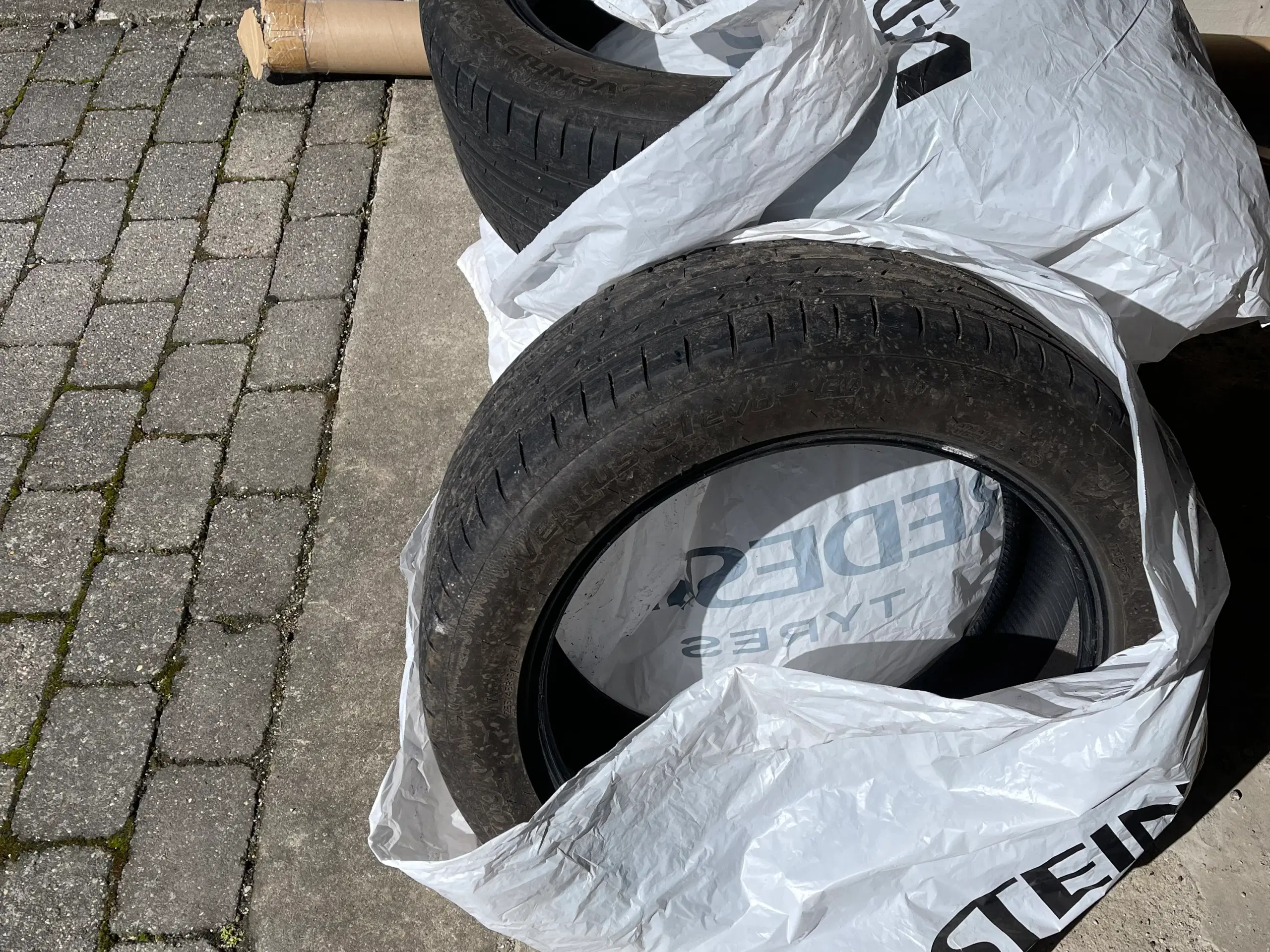 Sommer dæk god stand 255/45R19