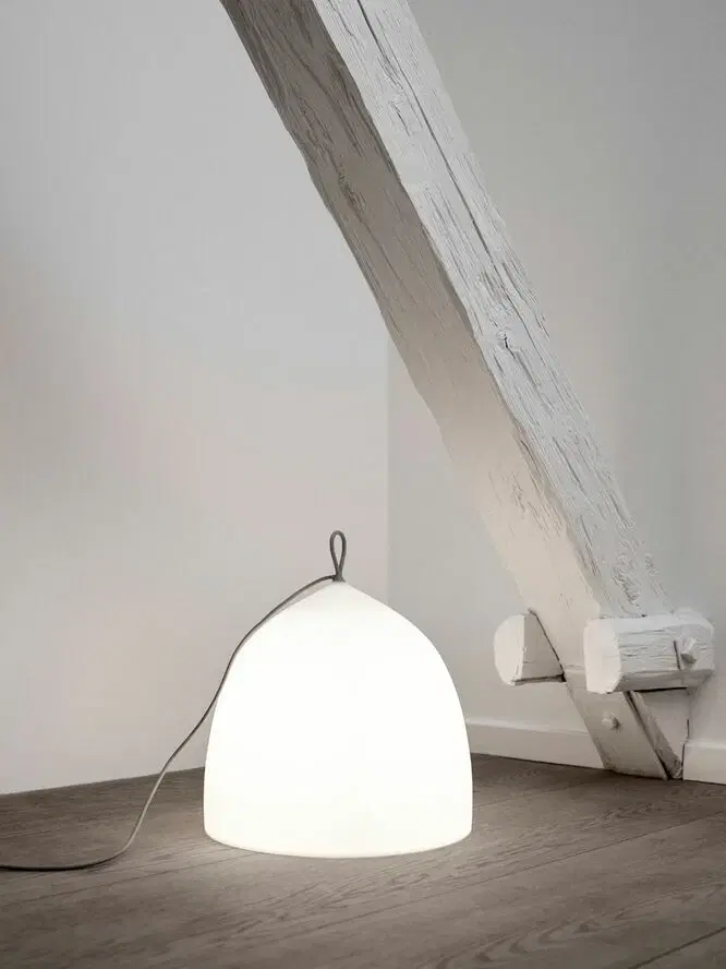 Suspence Nomad Gulvlampe - Fritz Hansen