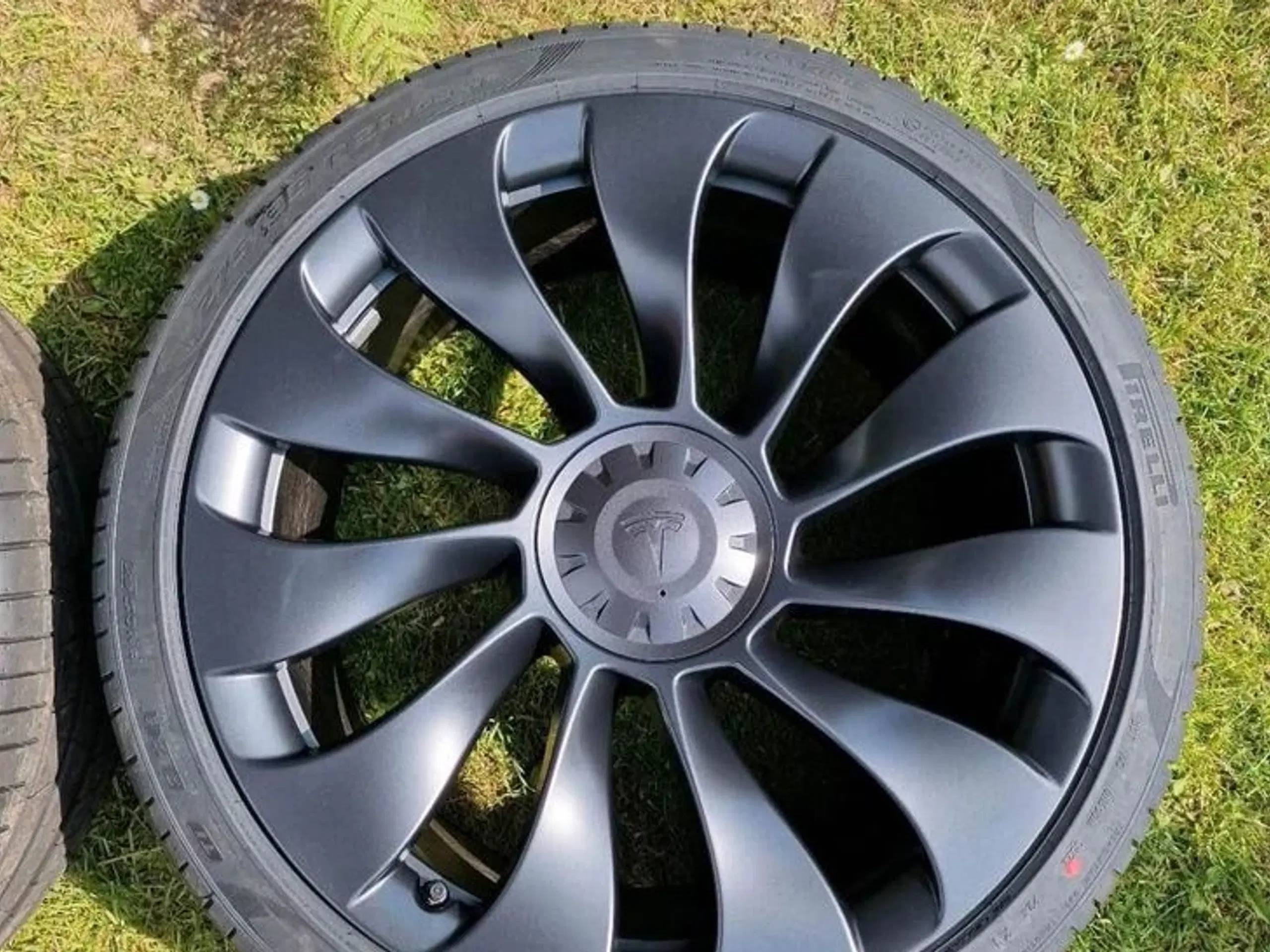 Tesla 21" Überturbine sommersæt