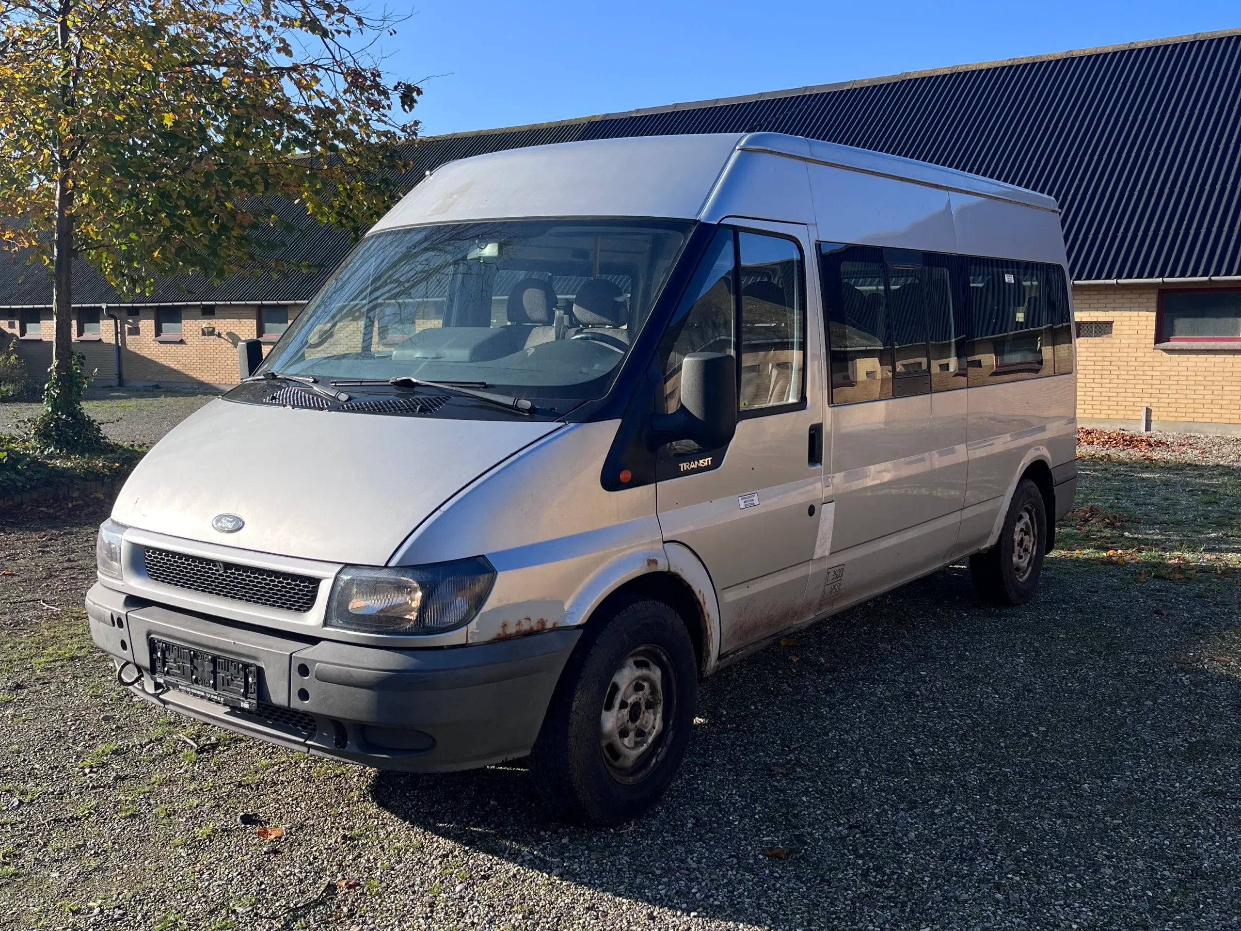 Ford transit 14 personers