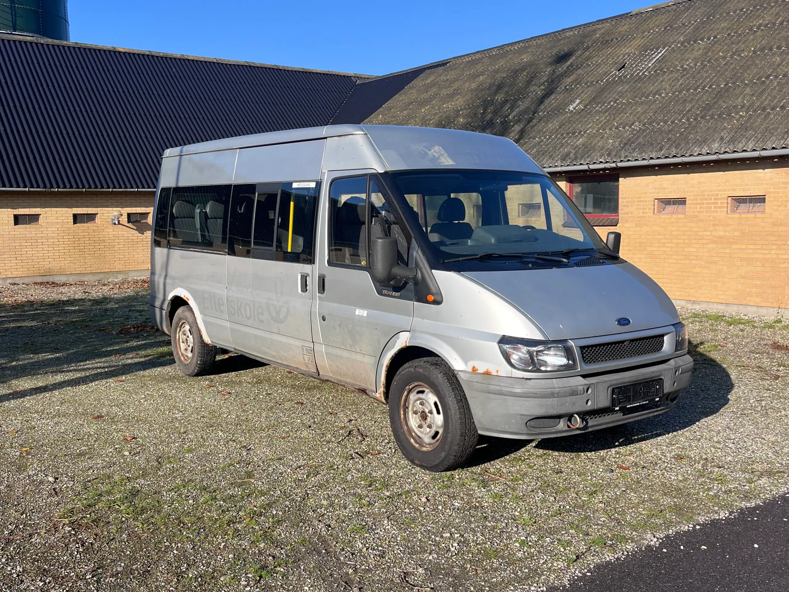 Ford transit 14 personers