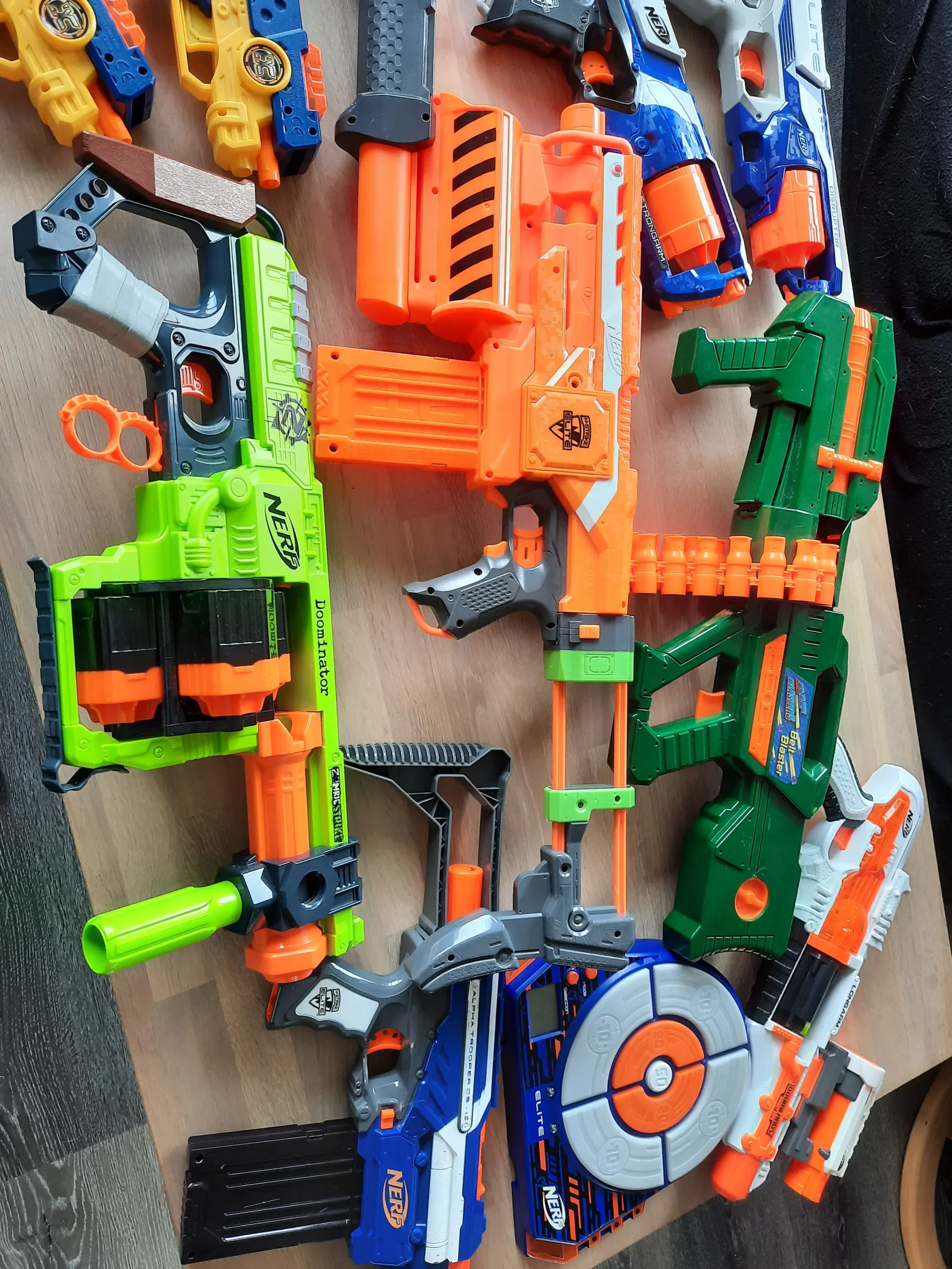 Nerf Guns stor samling