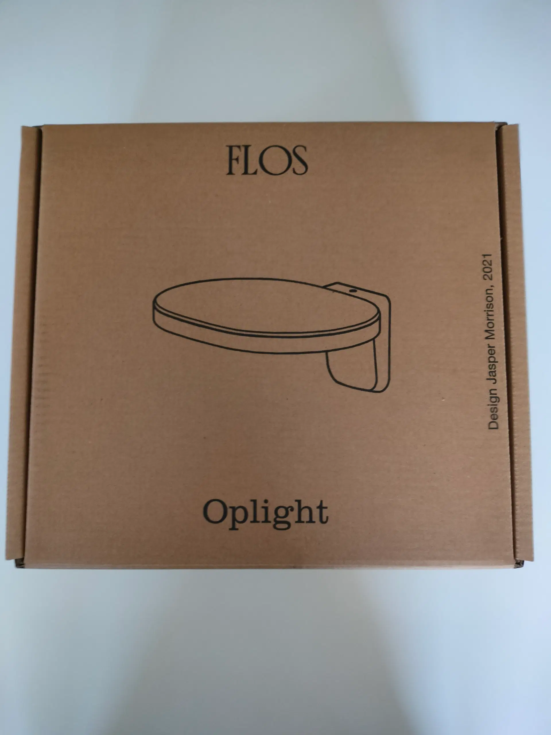 Helt ny! Flos Oplight W1 væglampe i sort