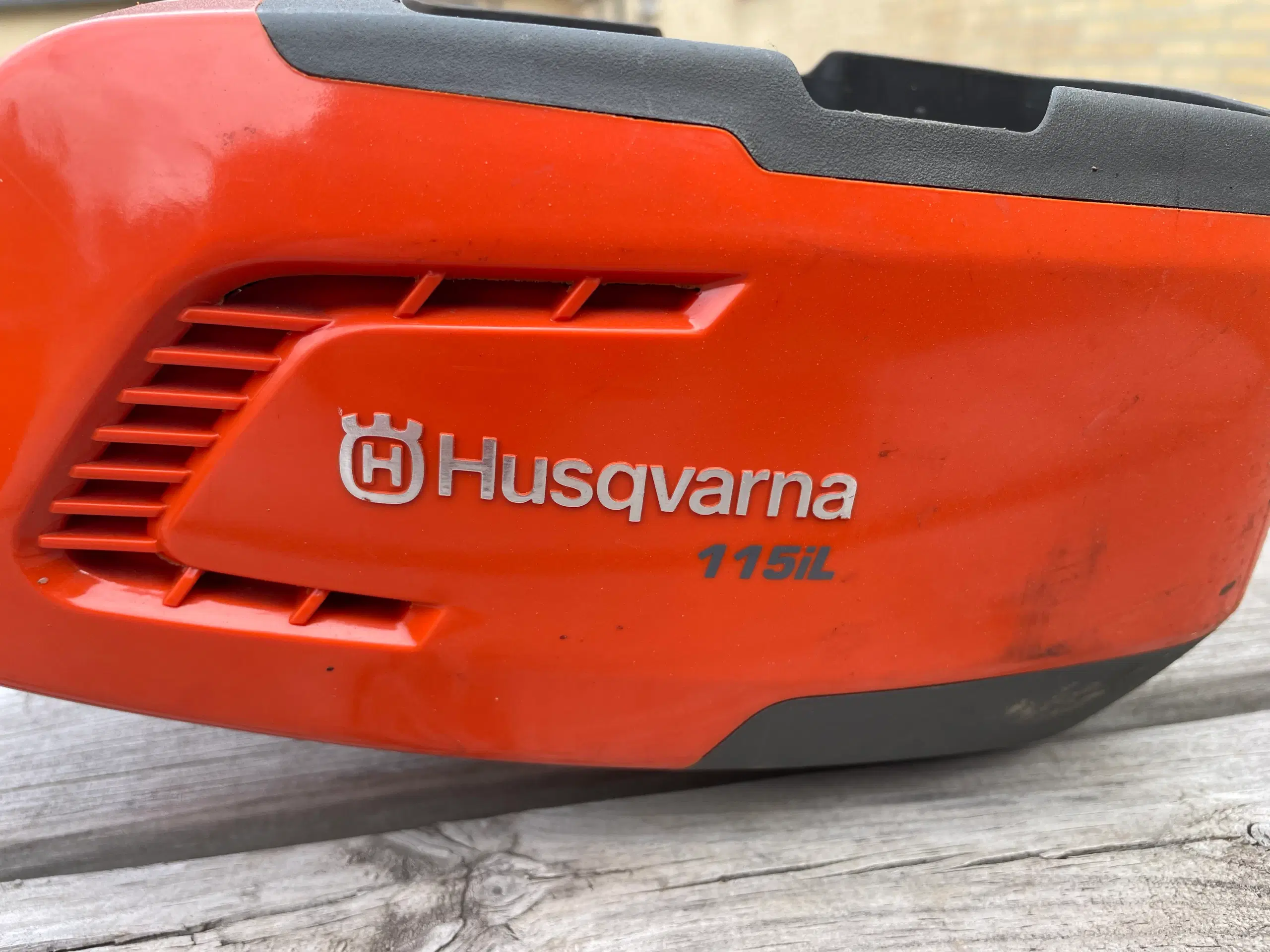 Husqvarna 115iL batteritrimmer