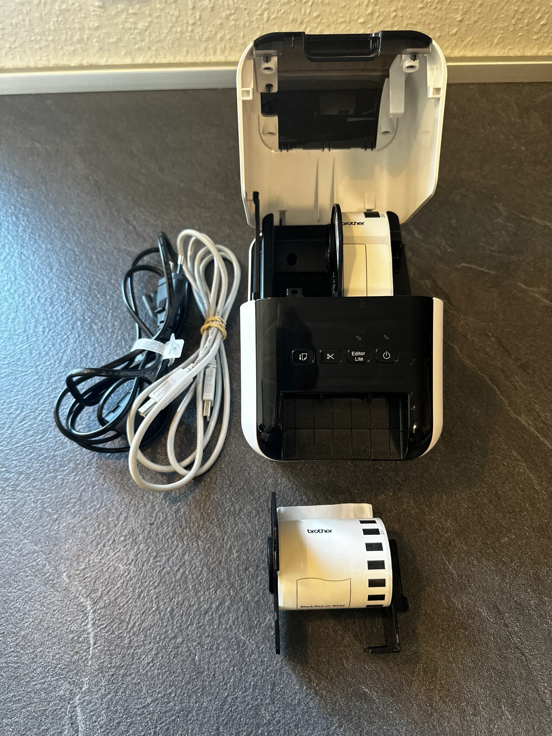 Brother QL-800 Label Printer med 4 nye pakker