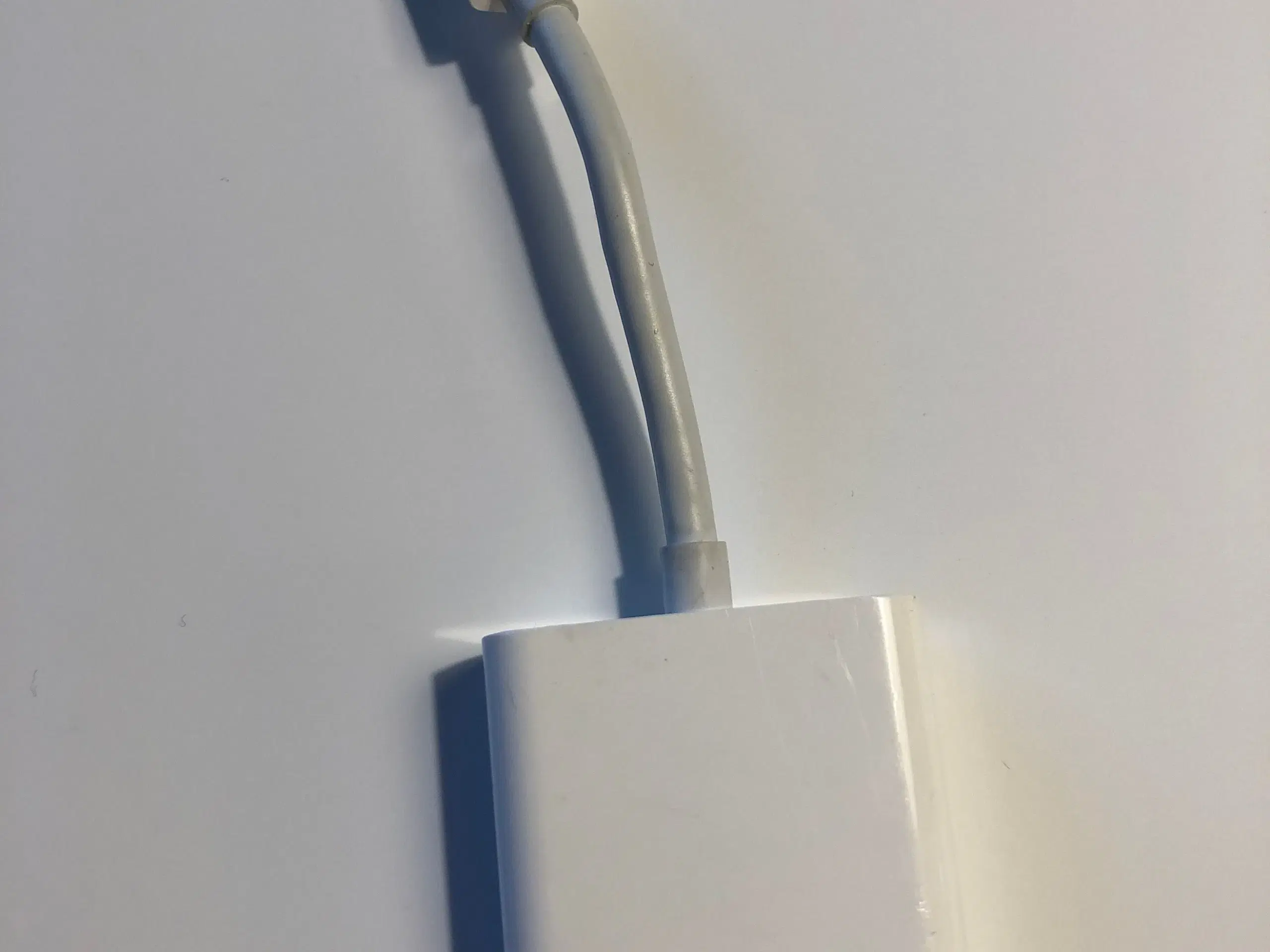 MacBook adapter oroginal