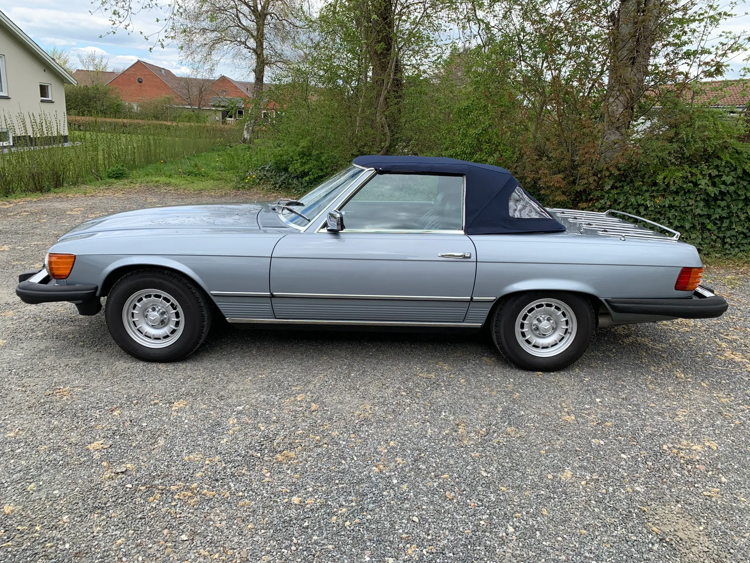 Mercedes-Benz 380 SL