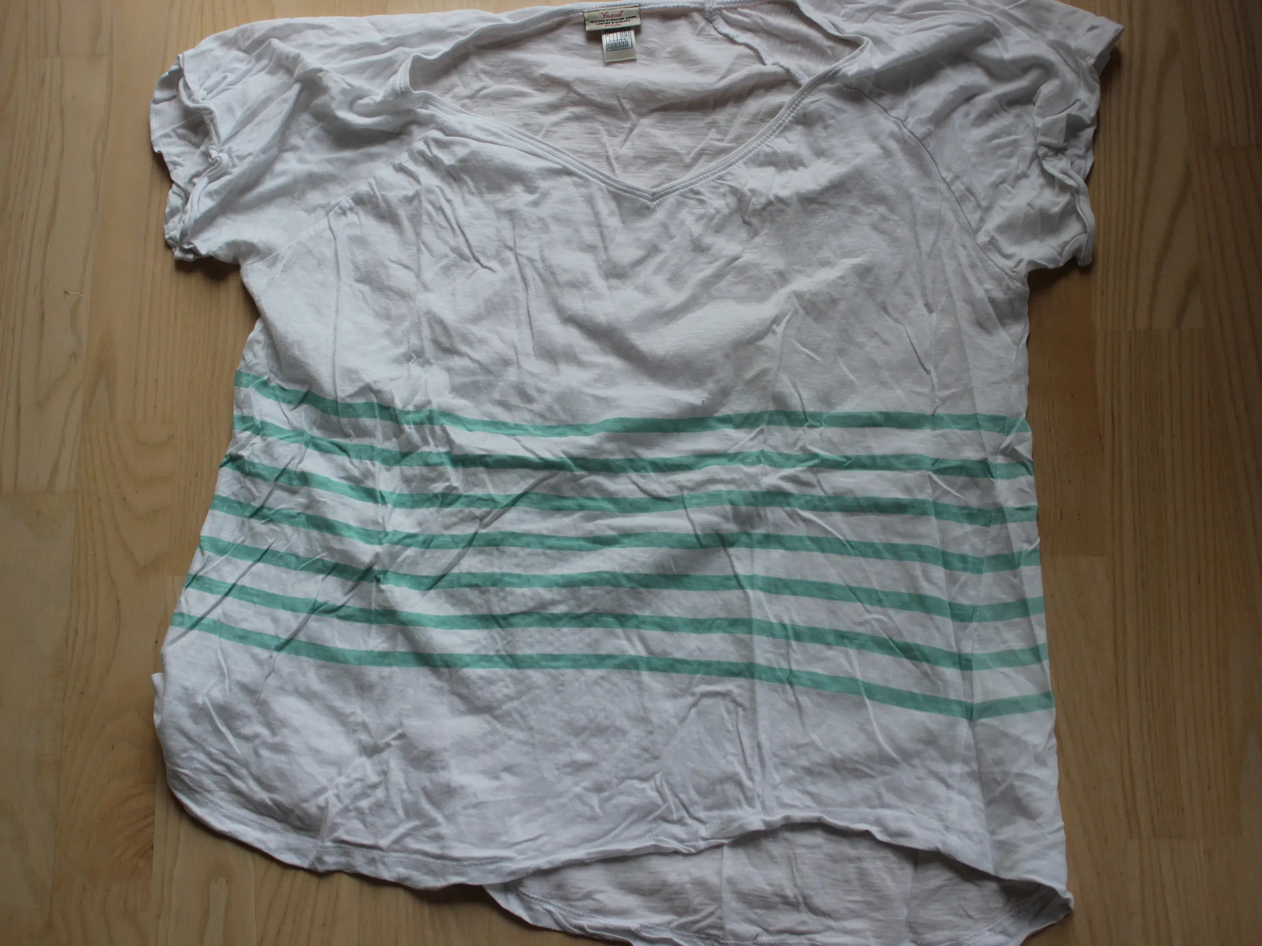 Nederdel t-shirt og skjorte Blandede str 42/44