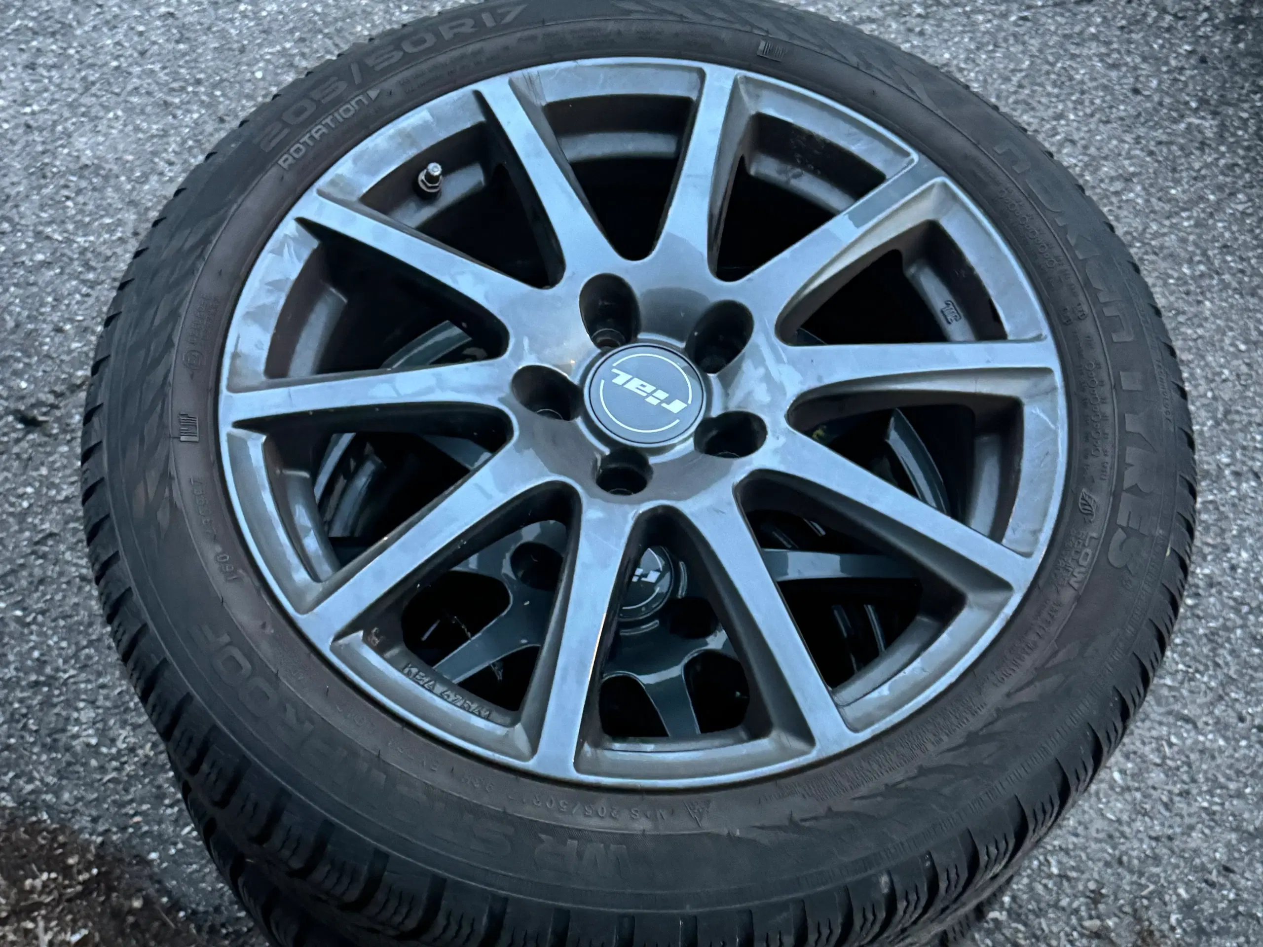 5x1143 R17 kia/huundsi/renault /mazda