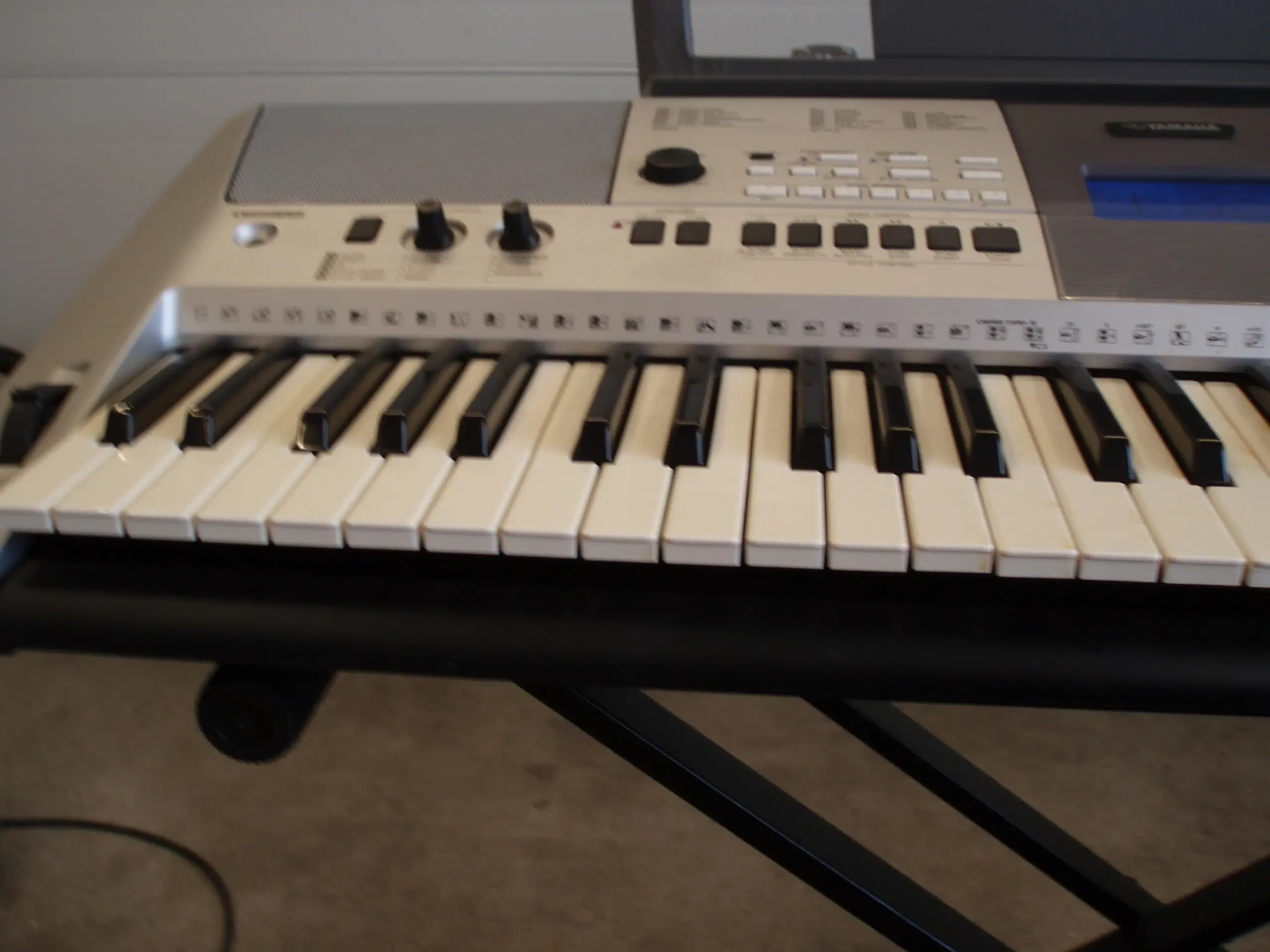 YAMAHA keyboard PSR-E-413