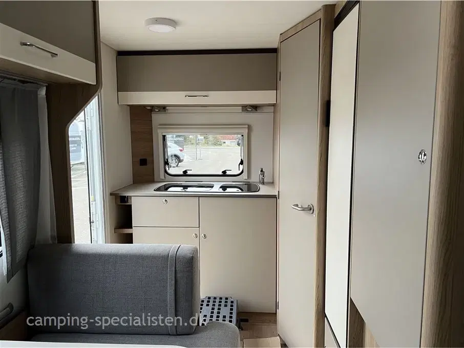 2022 - LMC SASSINO 450 D   LMC Sassino 450 D 2022 - Se den nu hos Camping-Specialistendk Aarhus