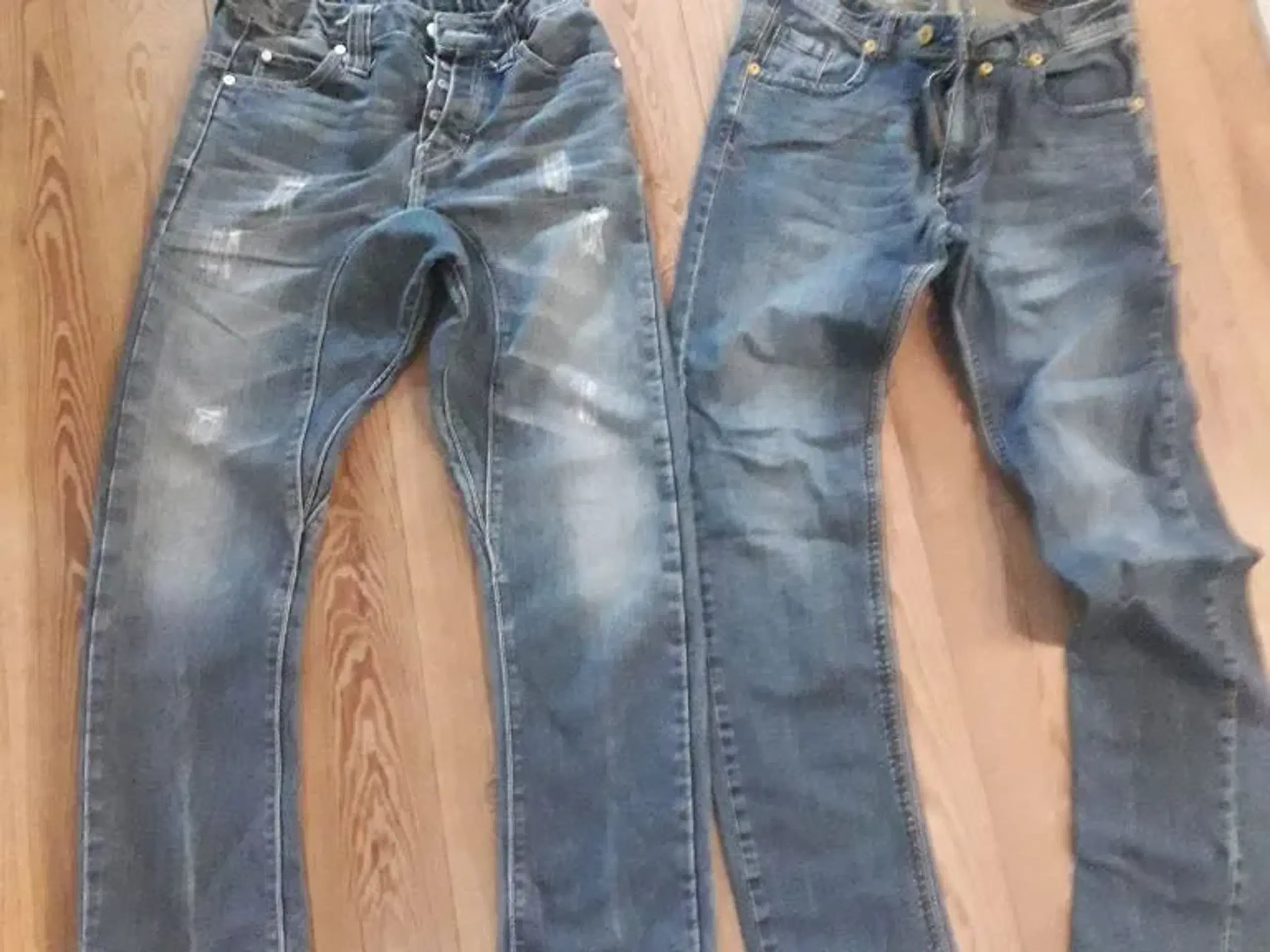 Jeans til ca 16 år Stk pris